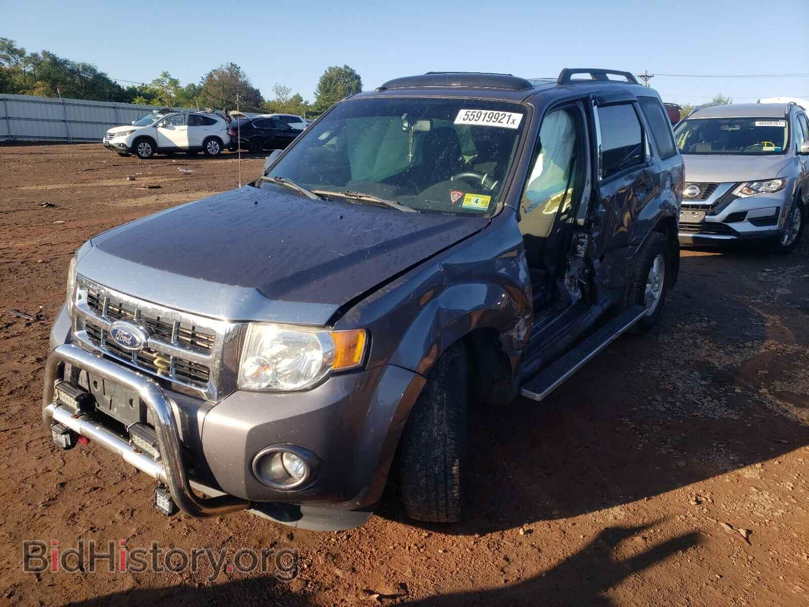 2011 FORD ESCAPE - VIN: 1FMCU9D71BKB43281 - Фото 2