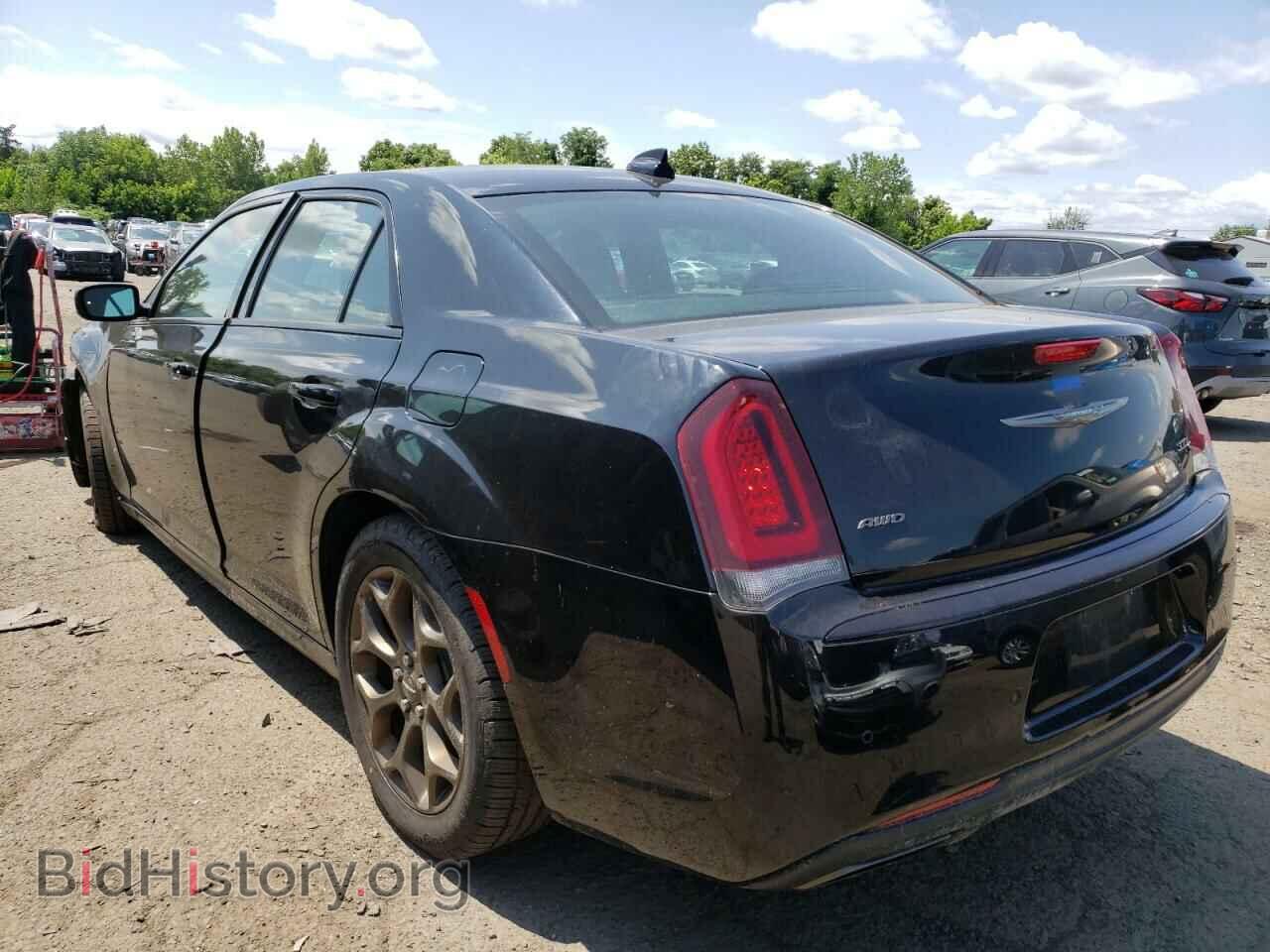 2017 CHRYSLER 300 - VIN: 2C3CCAGG0HH606794 - Фото 2