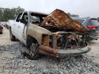 2011 Chevrolet SILVERADO, белый — VIN 3GCPCSE09BG408117, Copart