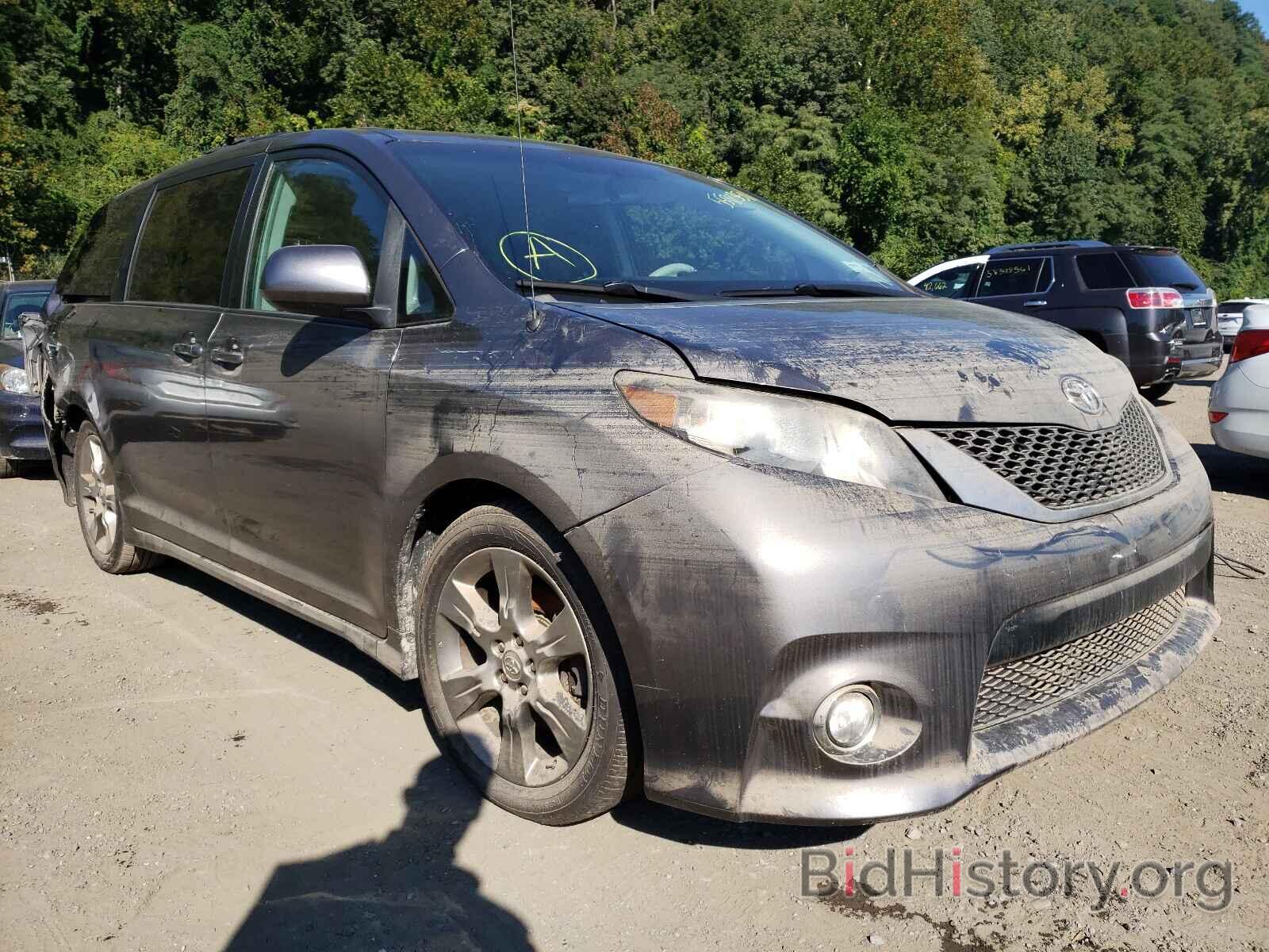 Photo 5TDXK3DCXBS125487 - TOYOTA SIENNA 2011