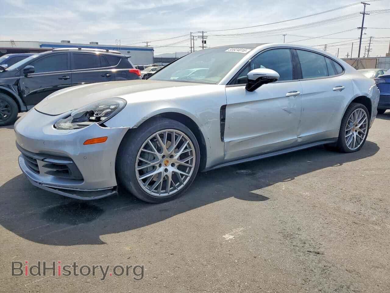 Photo WP0AB2A71HL121703 - PORSCHE PANAMERA 2017