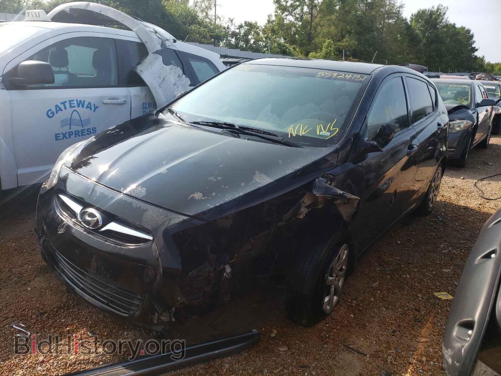2013 HYUNDAI ACCENT - VIN: KMHCT5AE7DU108380 - Фото 2