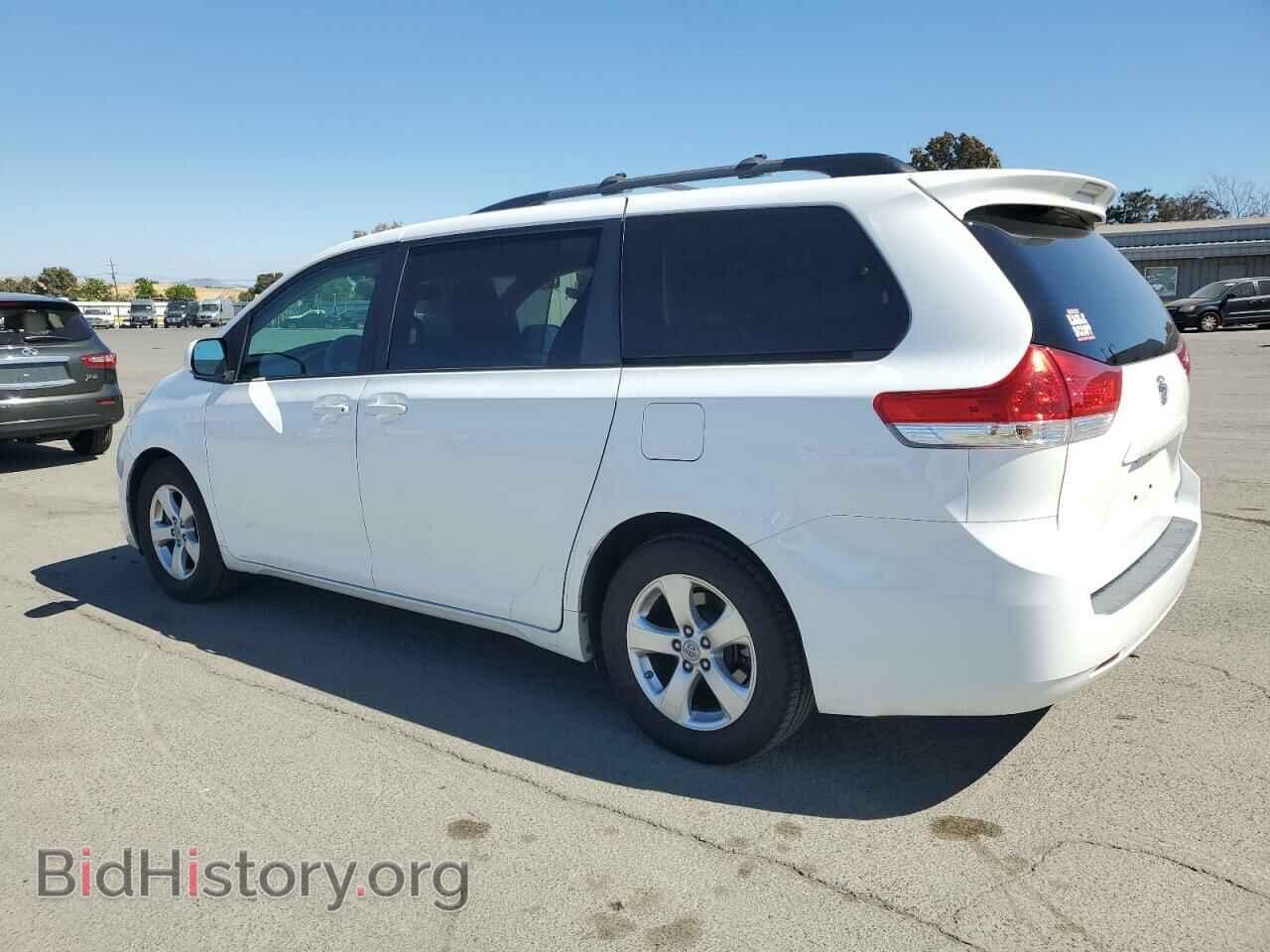 2012 TOYOTA All Models - VIN: 5TDKK3DC1CS214490 - Фото 2