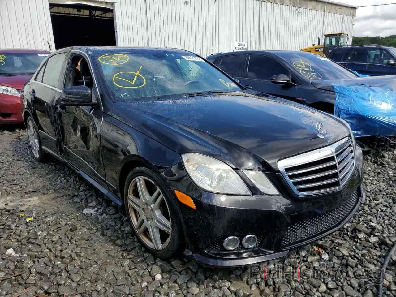 Photo WDDHF8HB9AA134965 - MERCEDES-BENZ E-CLASS 2010