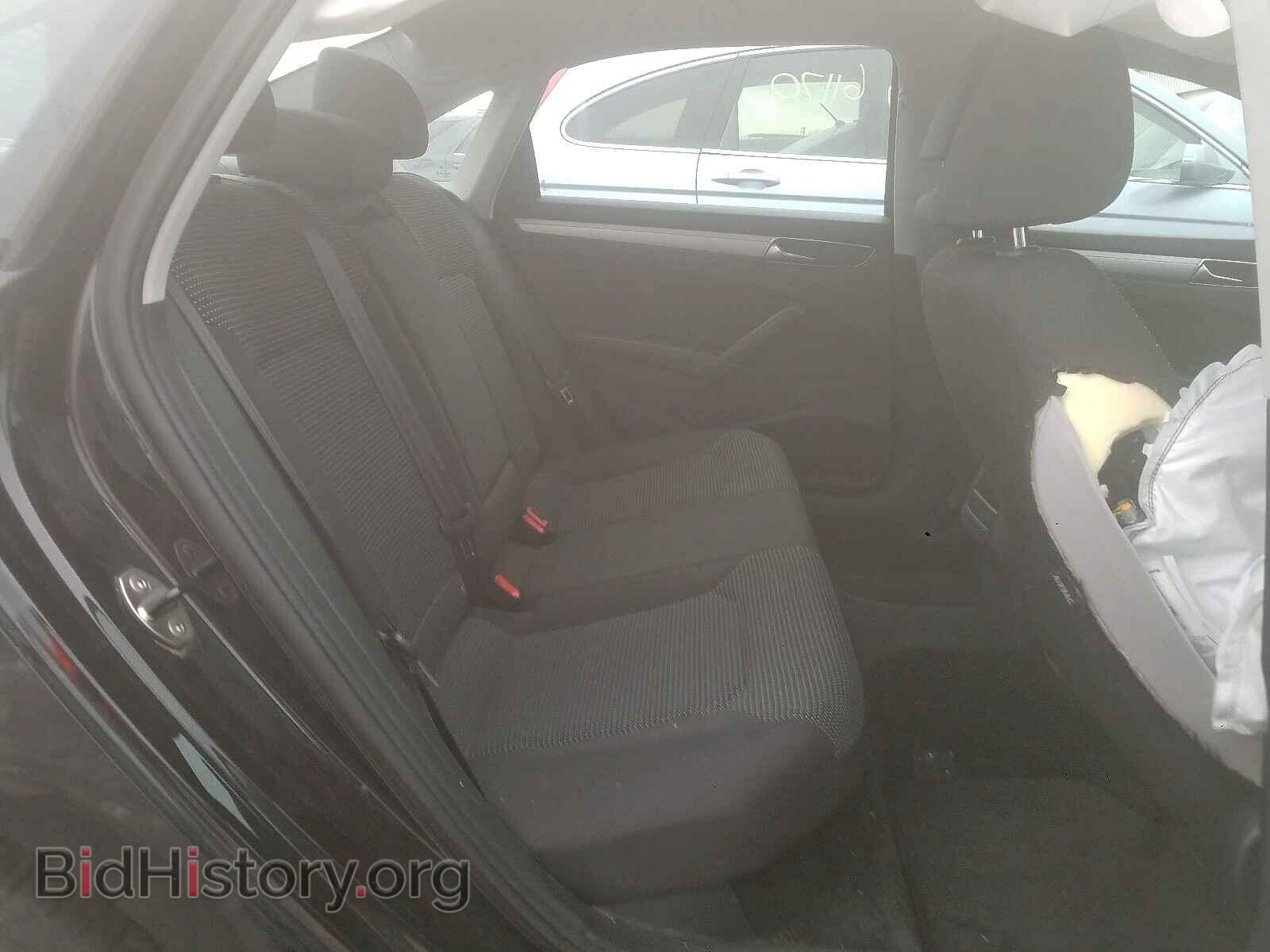 2017 VOLKSWAGEN PASSAT - VIN: 1VWAT7A3XHC068228 - Фото 6