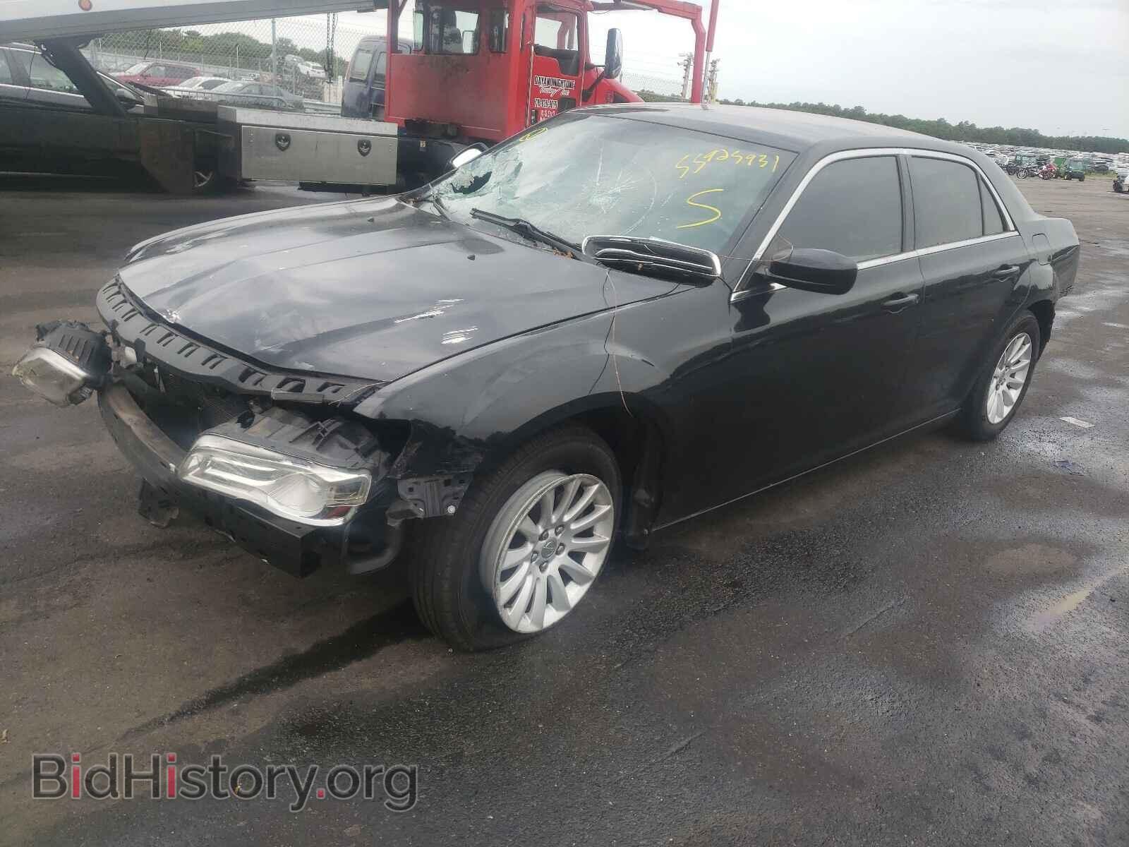 2014 CHRYSLER 300 - VIN: 2C3CCAAG7EH285745 - Photo 2