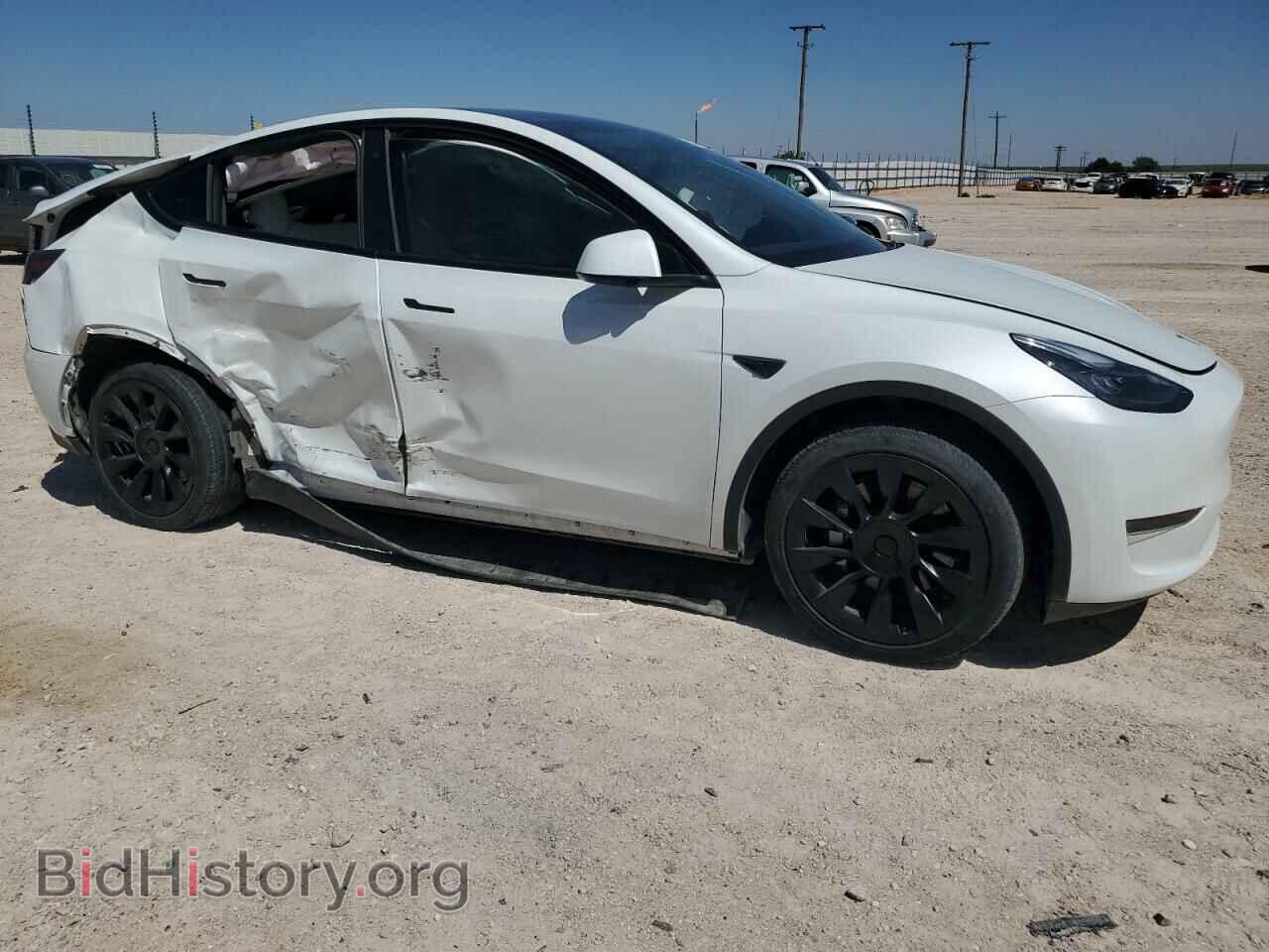 2022 TESLA MODEL Y - VIN: 7SAYGDEE8NF323749 - Фото 4