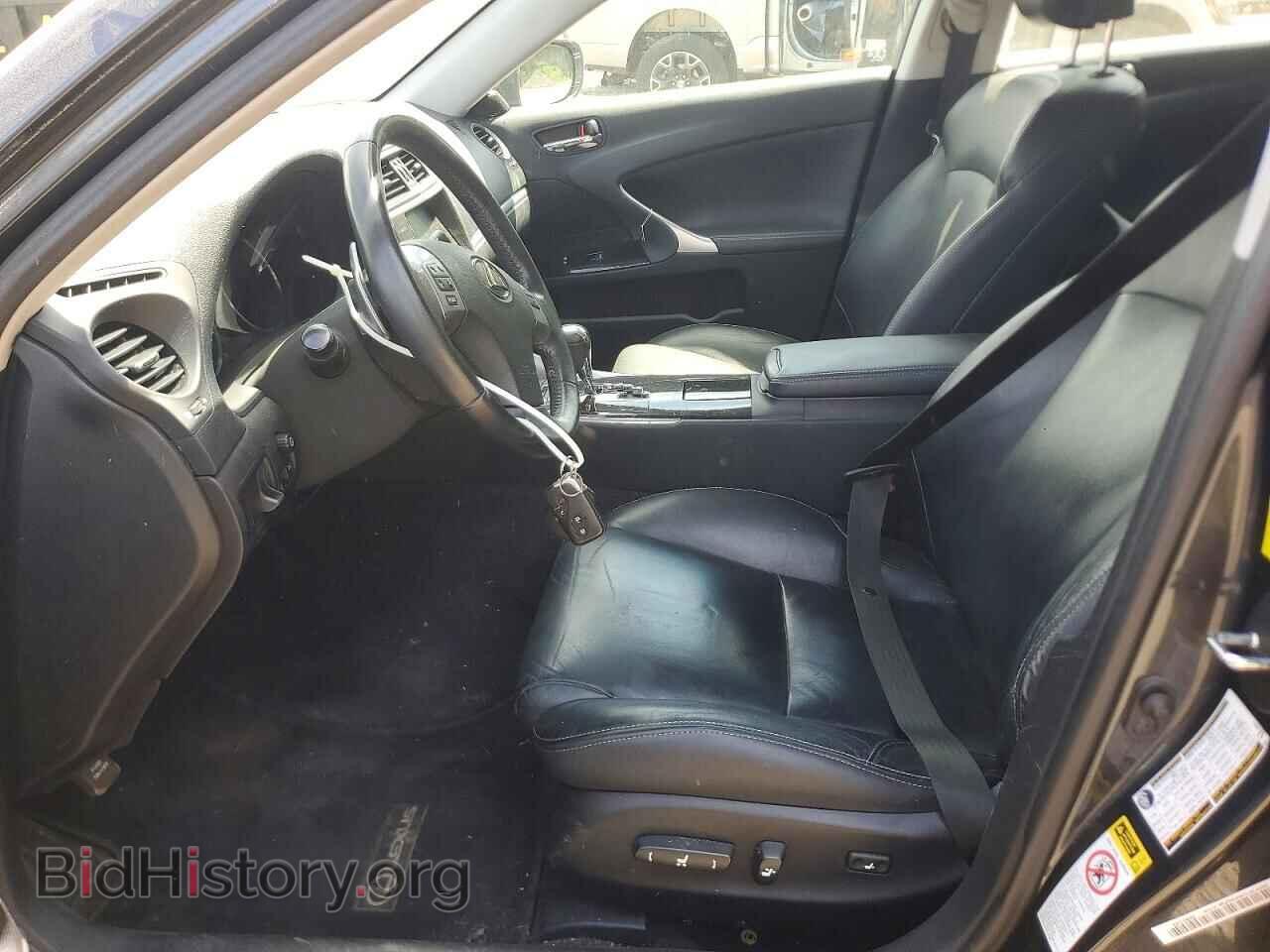2011 LEXUS IS - VIN: JTHCF5C25B5047762 - Photo 7