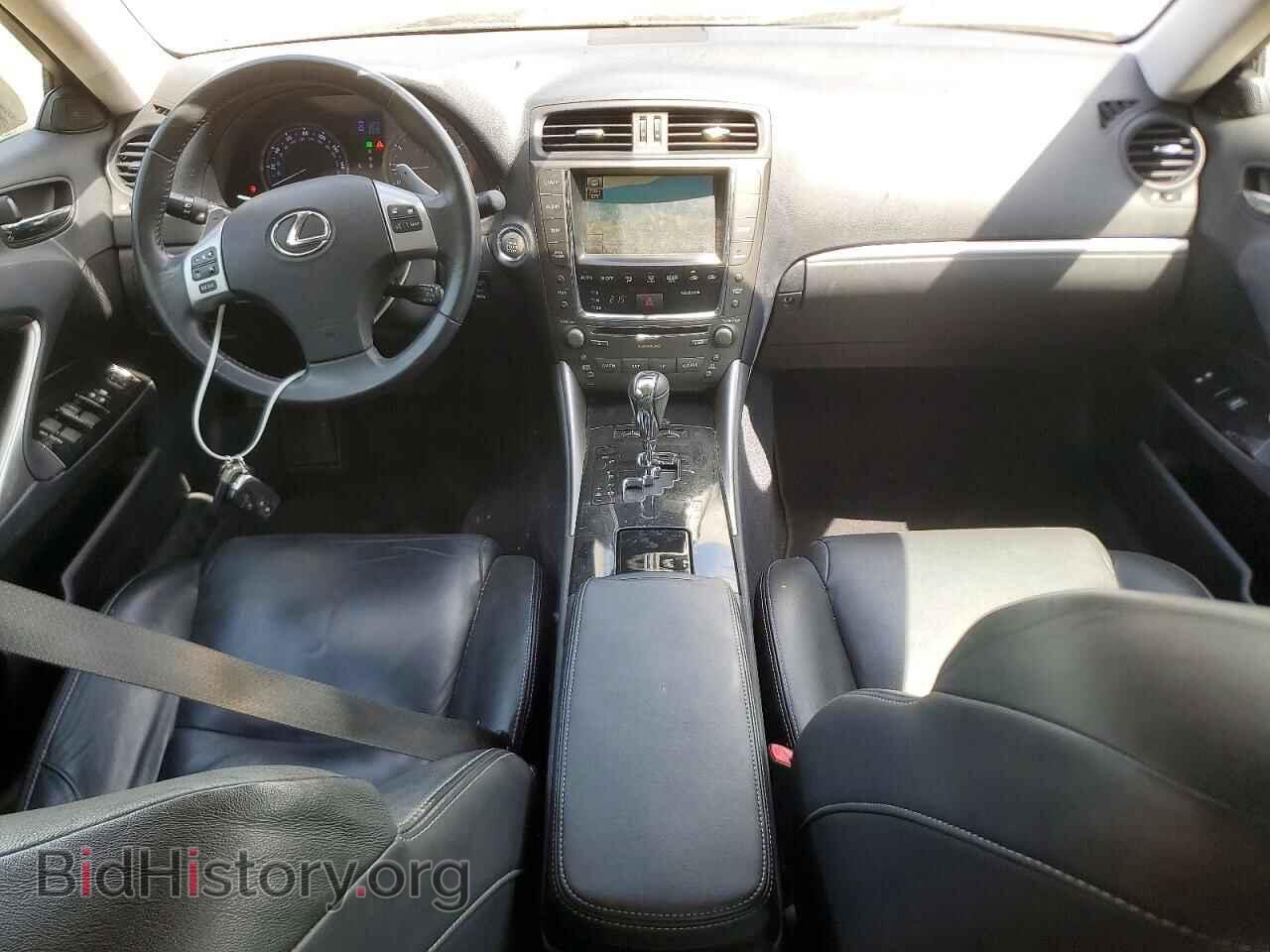 2011 LEXUS IS - VIN: JTHCF5C25B5047762 - Photo 8