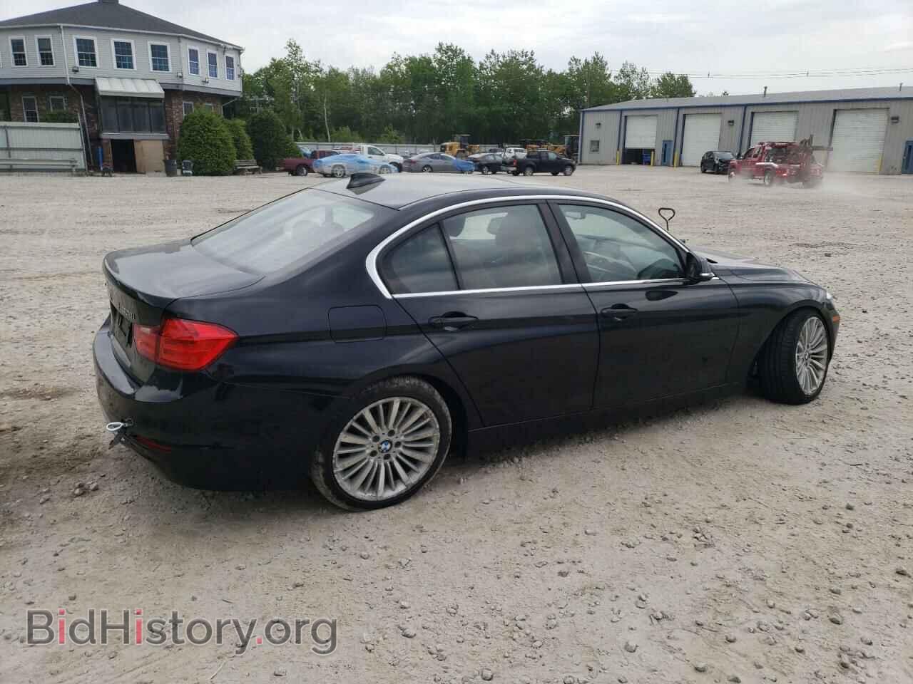 2015 BMW 3 SERIES - VIN: WBA3B5C54FF960002 - Фото 3