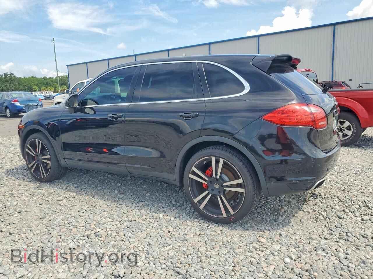 2013 PORSCHE CAYENNE - VIN: WP1AA2A24DLA07064 - Photo 2