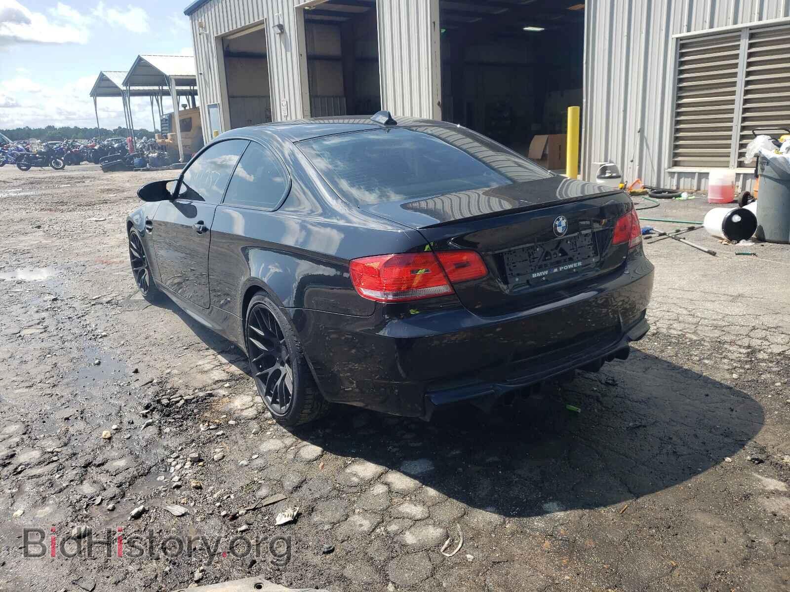 2010 BMW M3 - VIN: WBSWD9C54AP362411 - Фото 3