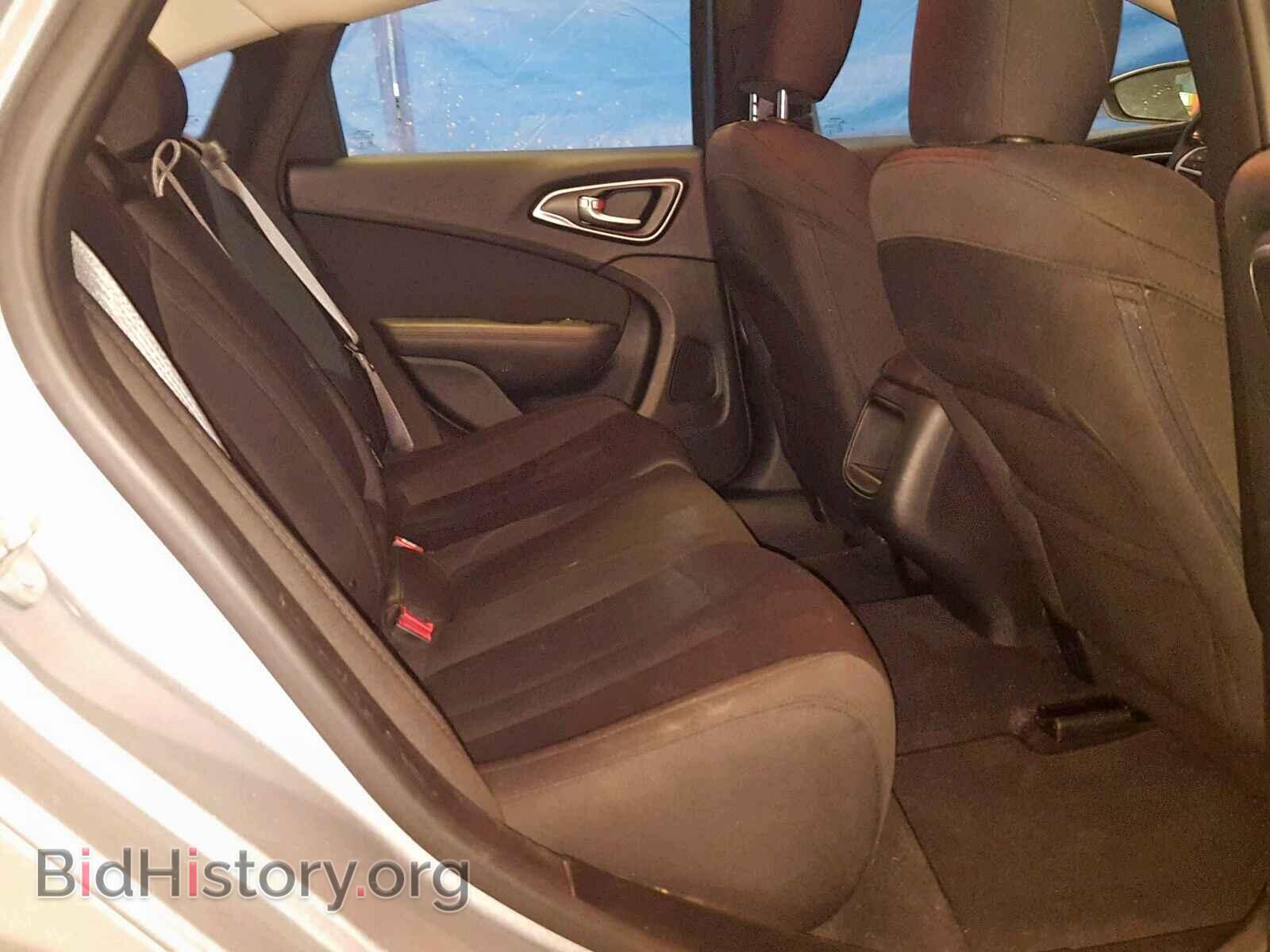 2015 CHRYSLER 200 - VIN: 1C3CCCAB1FN701619 - Photo 6