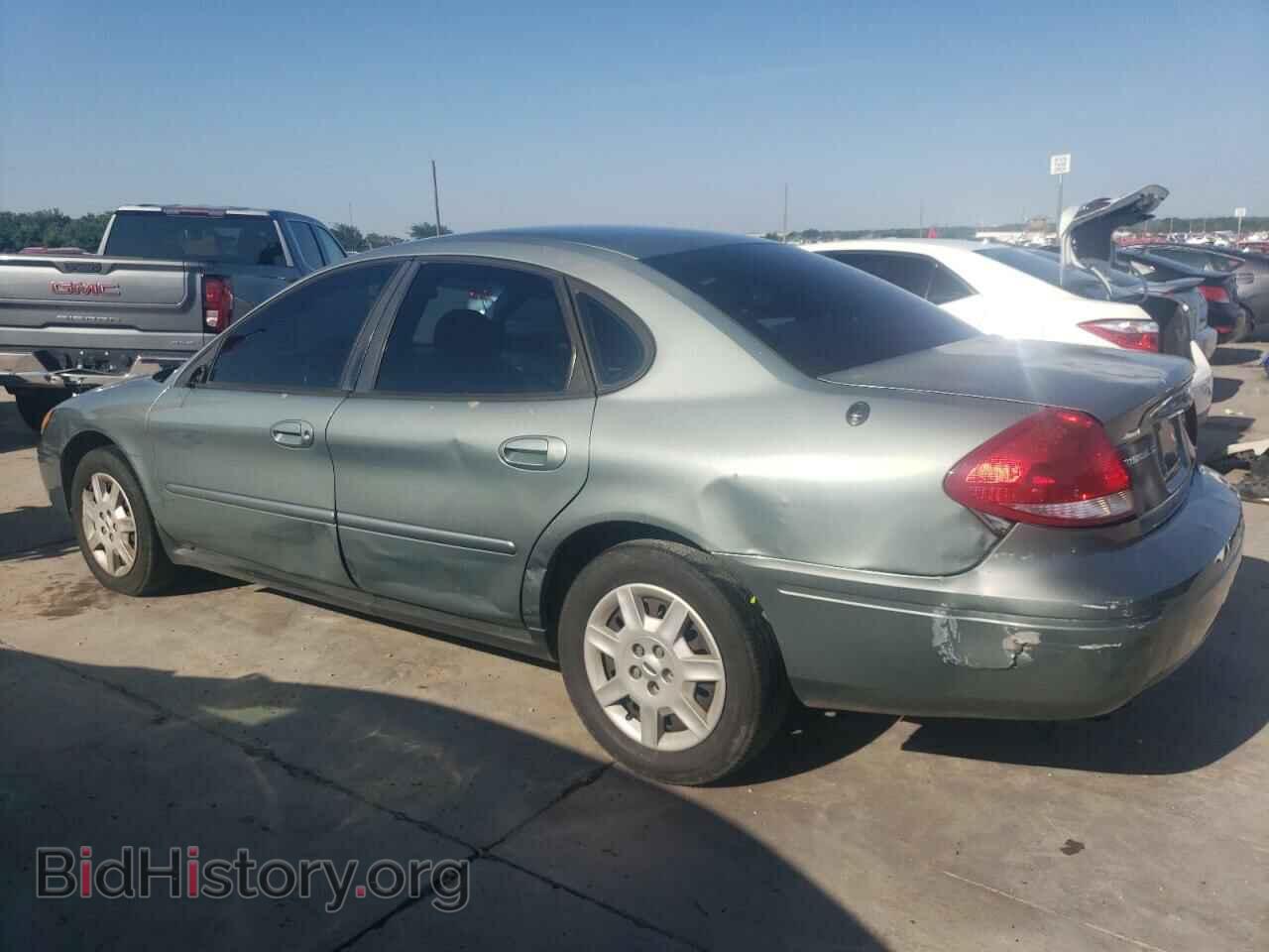 2007 FORD TAURUS - VIN: 1FAFP53U57A169524 - Фото 2