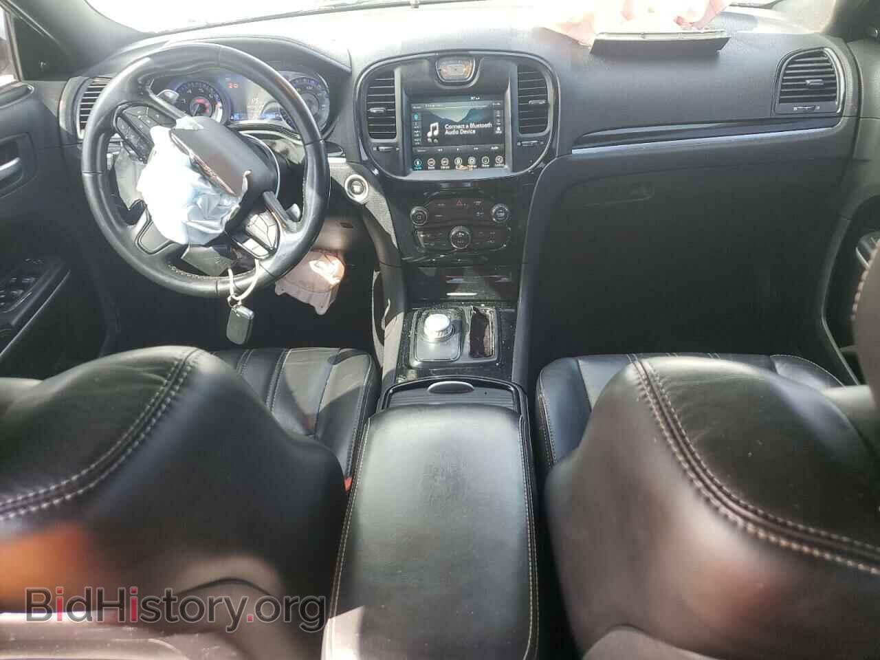 2019 CHRYSLER 300 - VIN: 2C3CCAGG9KH569347 - Photo 8