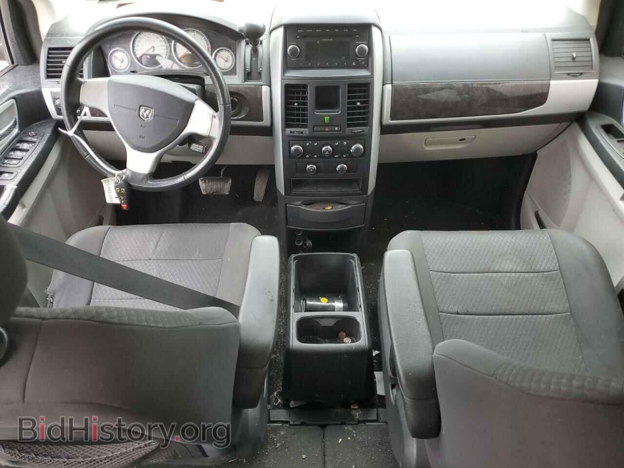 2010 DODGE CARAVAN - VIN: 2D4RN5D16AR467118 - Фото 8