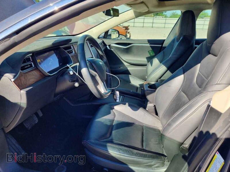 2016 Tesla MODEL S (VIN 5YJSA1E27GF168445) — photo 7 of 14