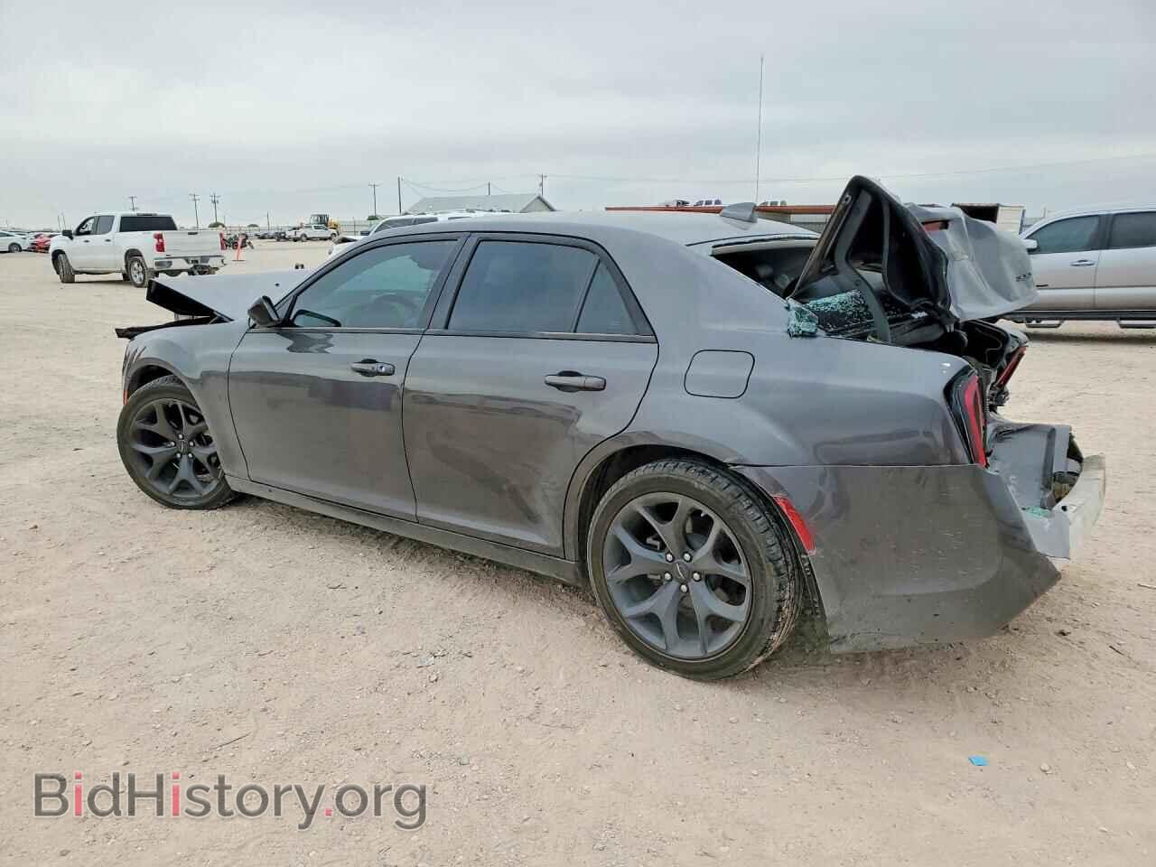 2023 CHRYSLER 300 - VIN: 2C3CCAAG9PH707582 - Photo 2