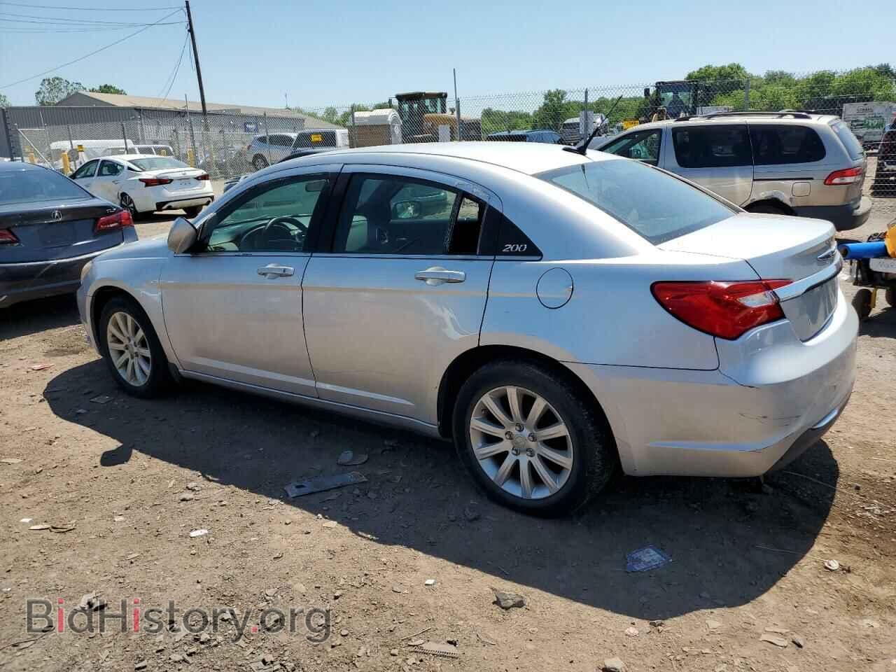 2011 CHRYSLER 200 - VIN: 1C3BC4FB9BN521907 - Фото 2