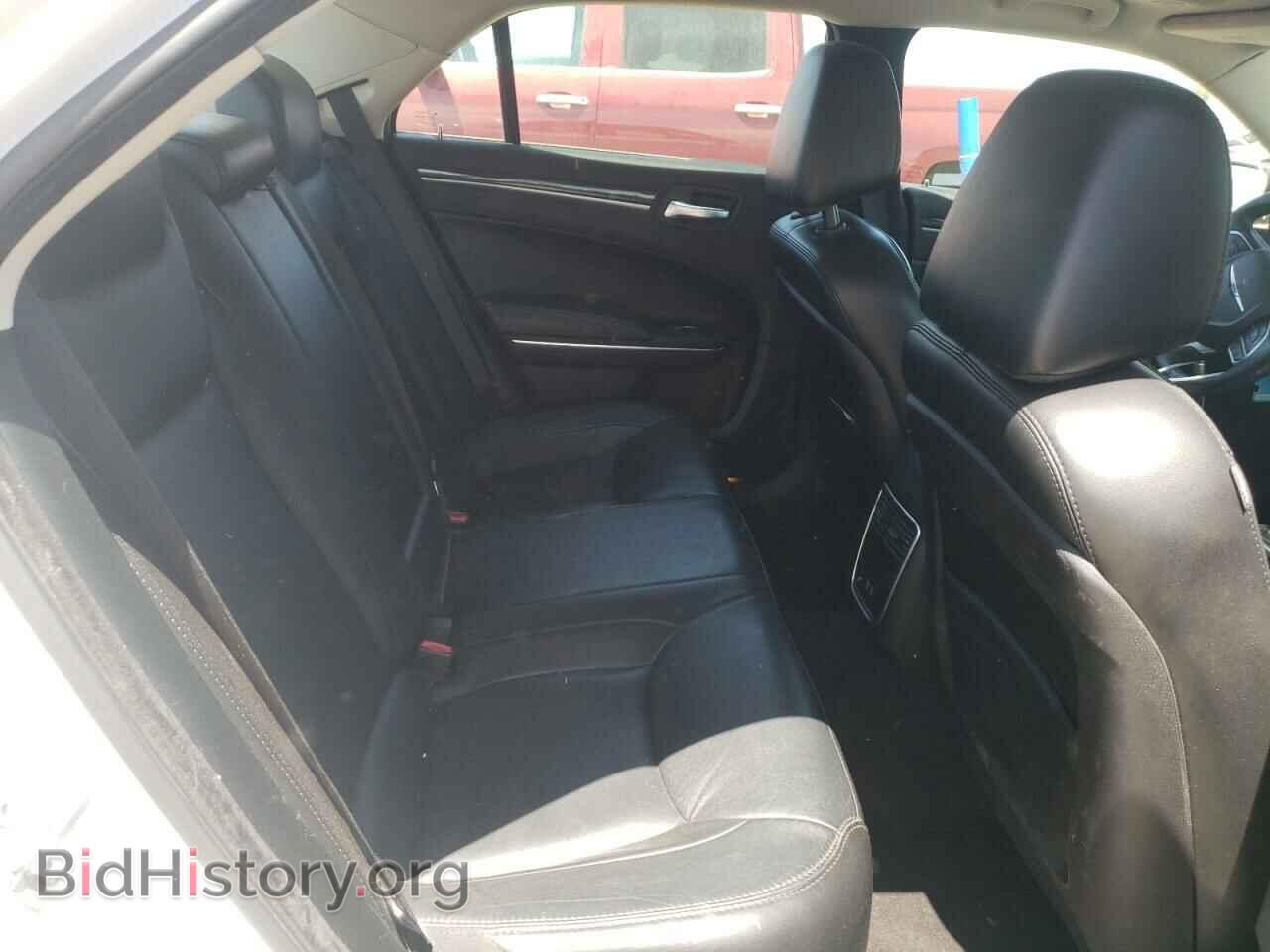 2017 CHRYSLER 300 - VIN: 2C3CCARG5HH567908 - Фото 10