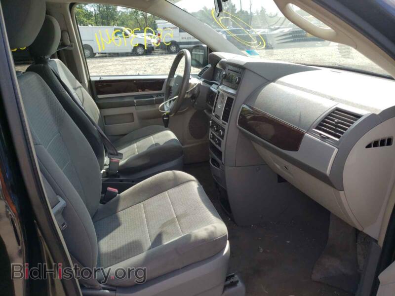 2010 Chrysler MINIVAN (VIN 2A4RR5D11AR271065) — фото 5 из 10