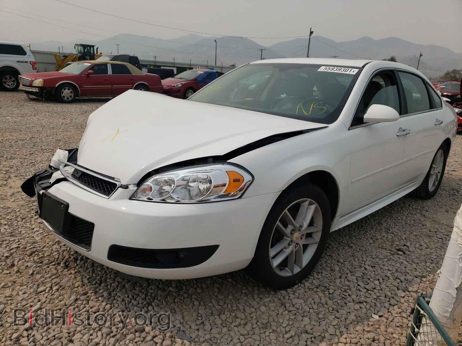 2012 CHEVROLET IMPALA - VIN: 2G1WC5E35C1116717 - Фото 2