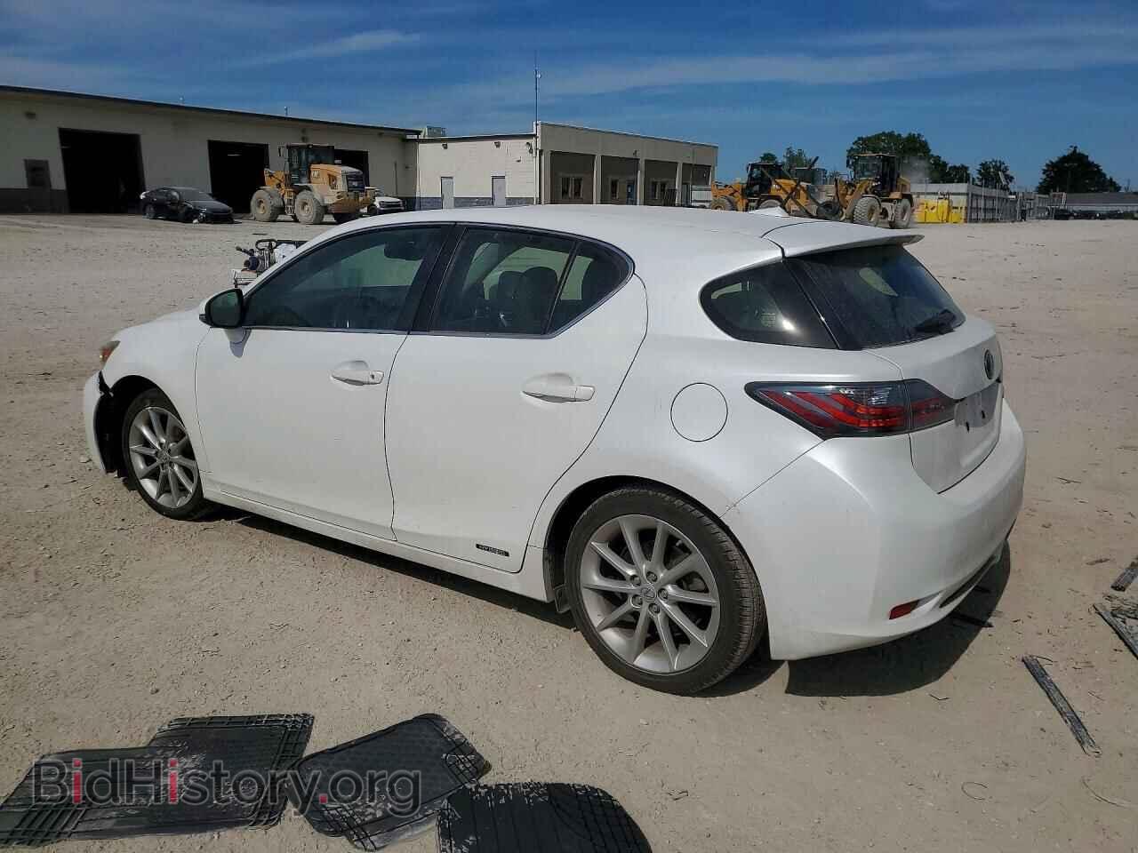 2013 LEXUS CT 200 - VIN: JTHKD5BH9D2134267 - Photo 2