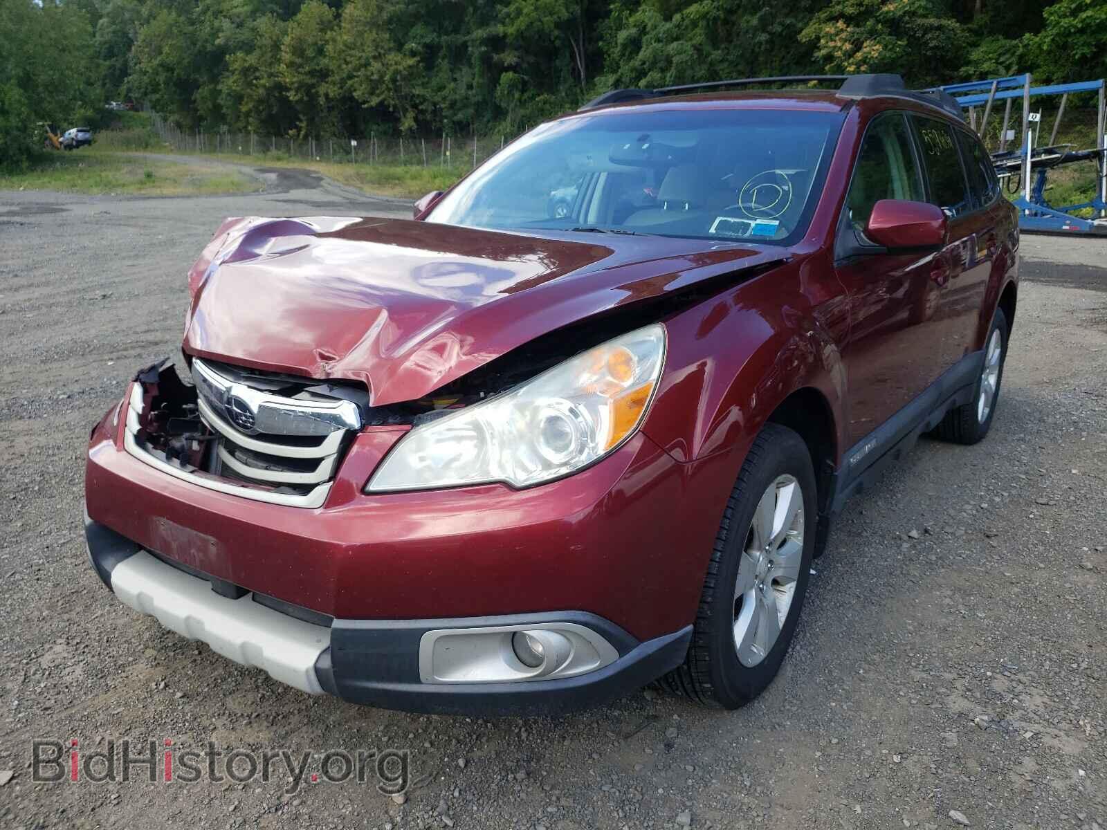 2011 SUBARU OUTBACK - VIN: 4S4BRBKC4B3360290 - Photo 2