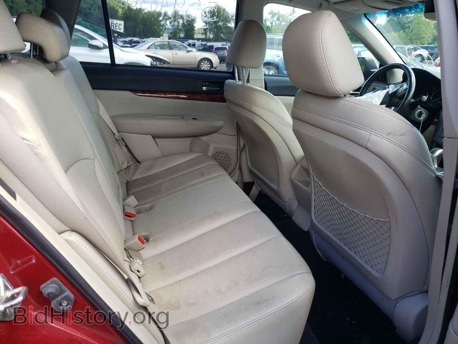 2011 SUBARU OUTBACK - VIN: 4S4BRBKC4B3360290 - Photo 6