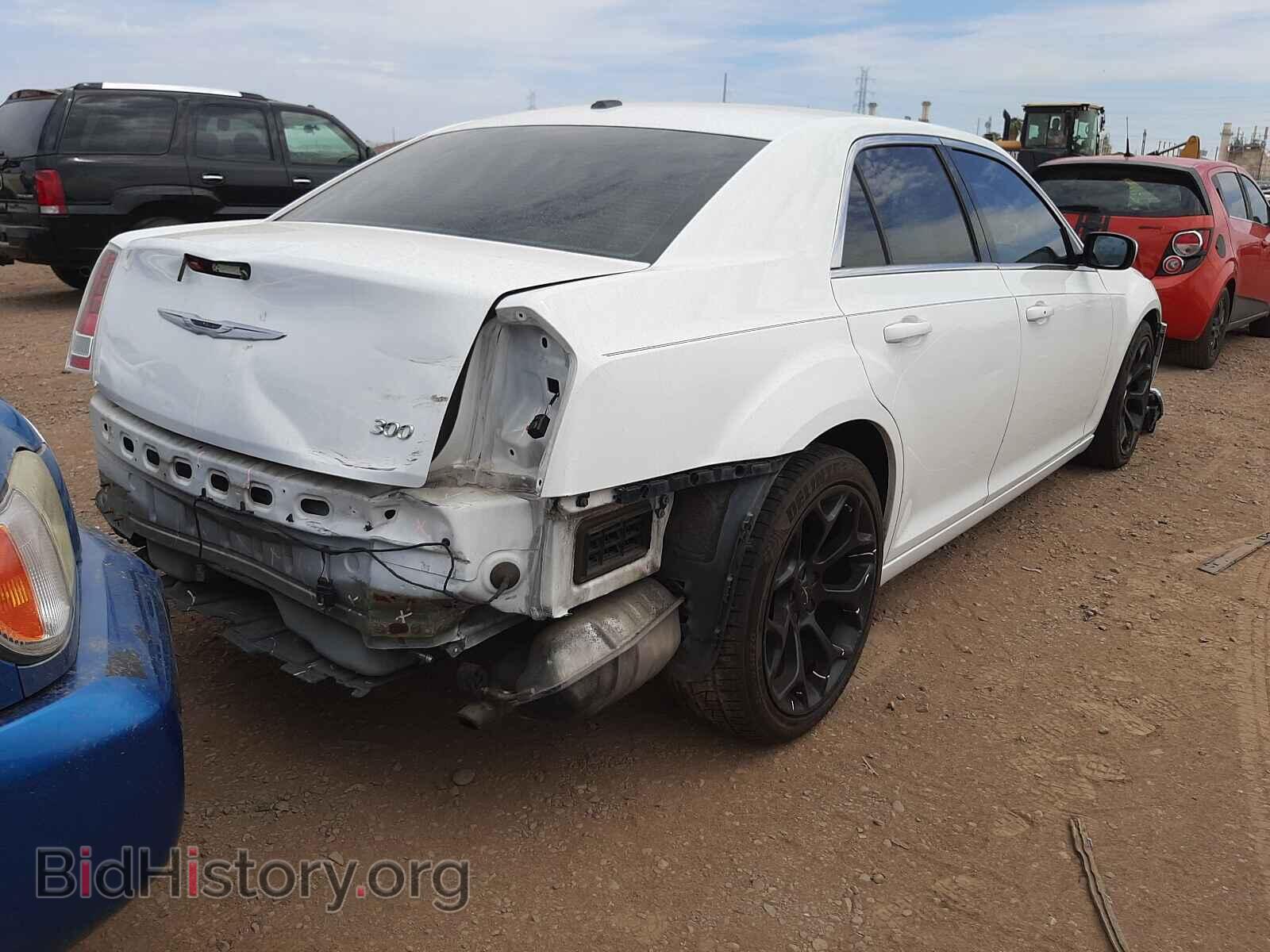 2013 CHRYSLER 300 - VIN: 2C3CCAAG0DH513230 - Фото 4