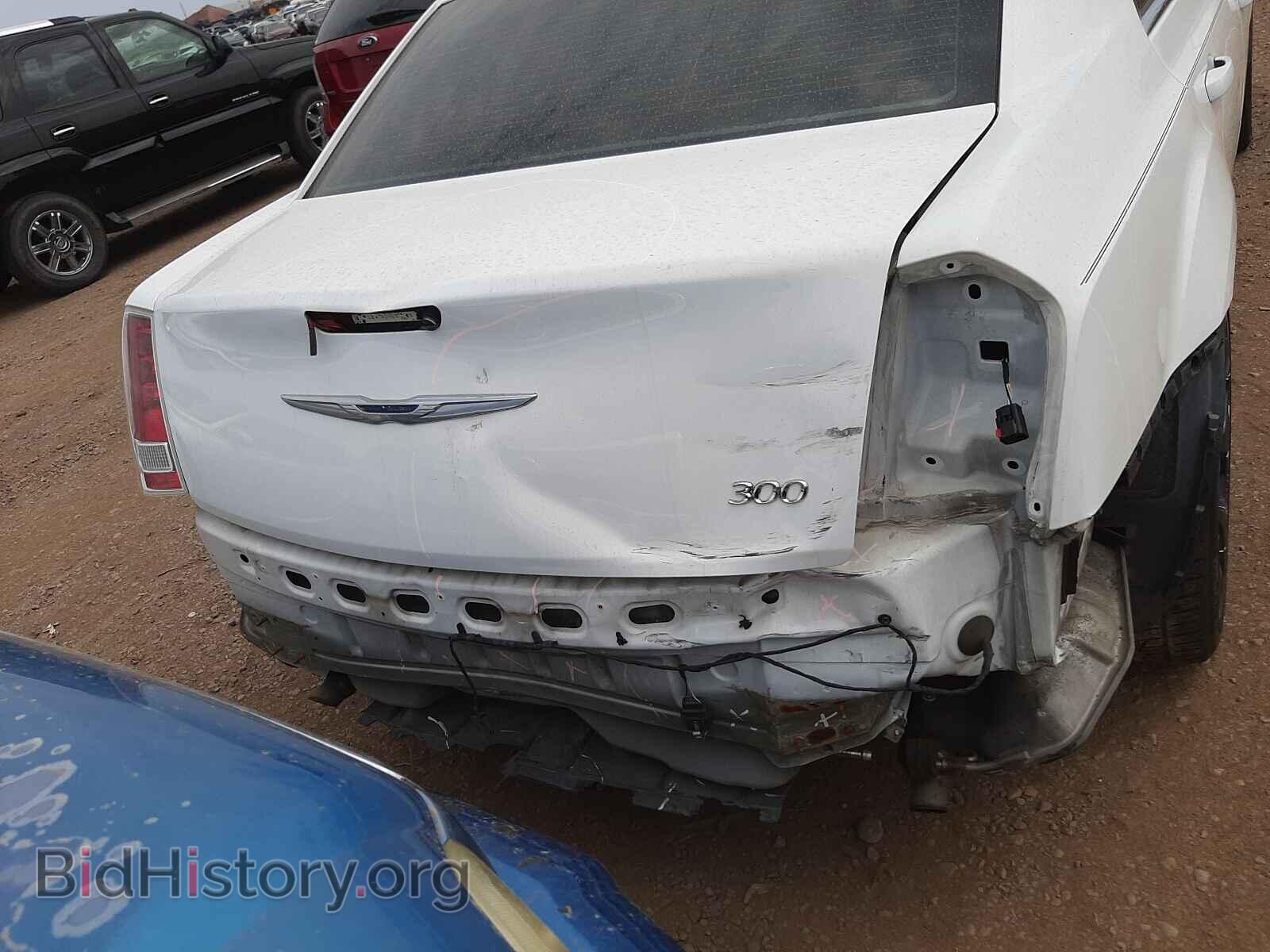 2013 CHRYSLER 300 - VIN: 2C3CCAAG0DH513230 - Фото 9