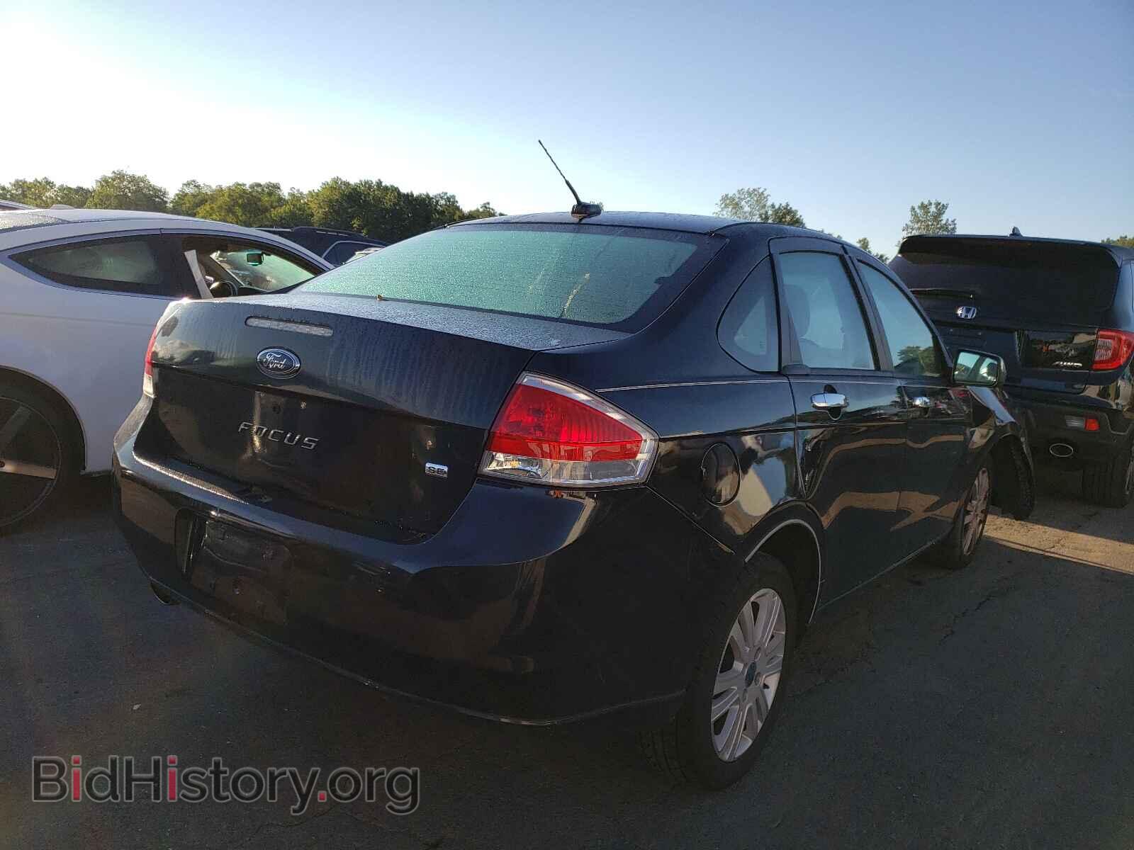2008 FORD FOCUS - VIN: 1FAHP35N88W141661 - Фото 4