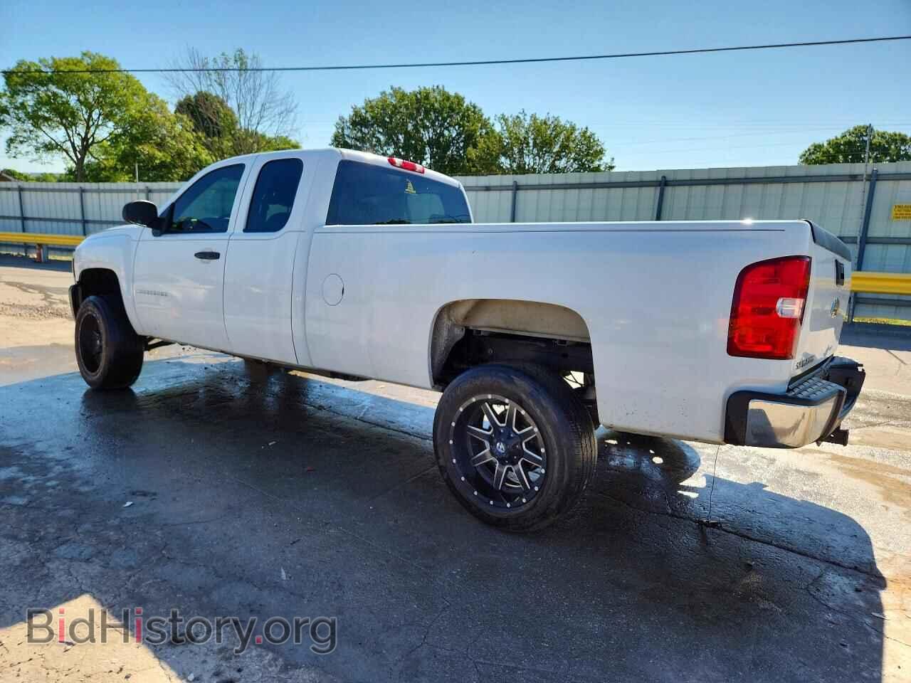 2007 CHEVROLET SILVERADO - VIN: 1GCEC19J17E601557 - Фото 2