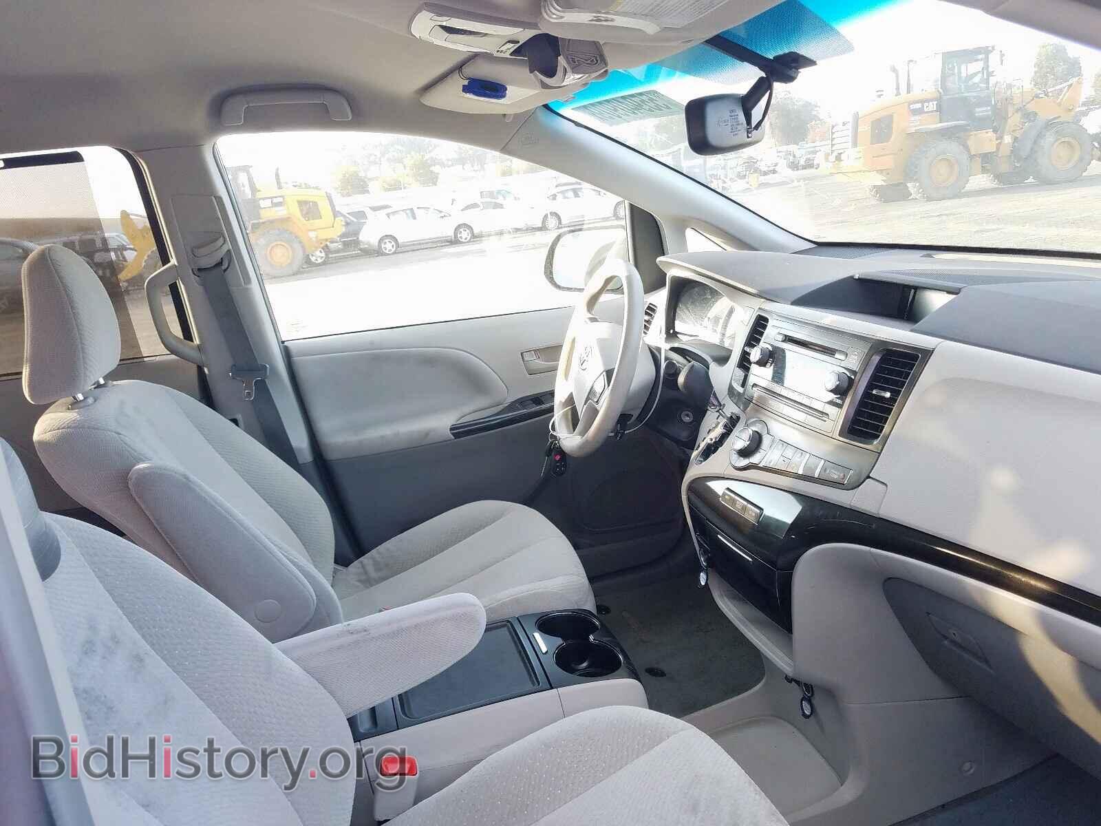 2013 TOYOTA SIENNA LE - VIN: 5TDKK3DC4DS339727 - Фото 5