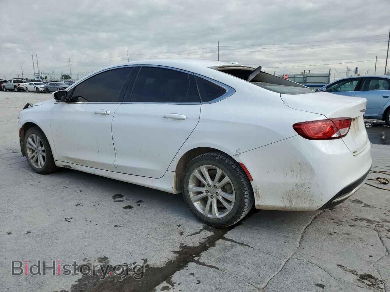 2015 CHRYSLER 200 - VIN: 1C3CCCAB3FN611792 - Фото 2