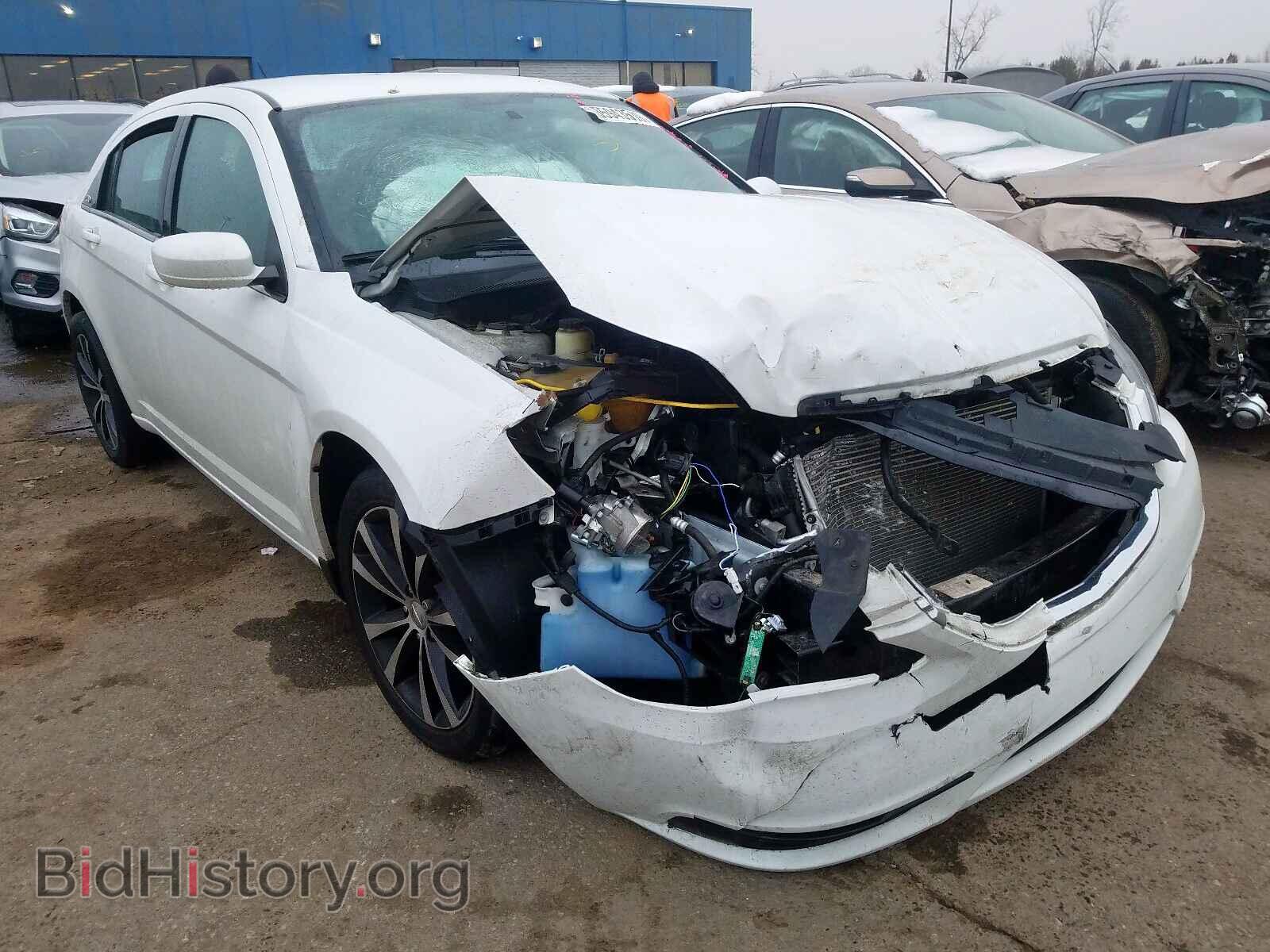 Фотография 1C3CCBHG0CN257513 - CHRYSLER 200 2012