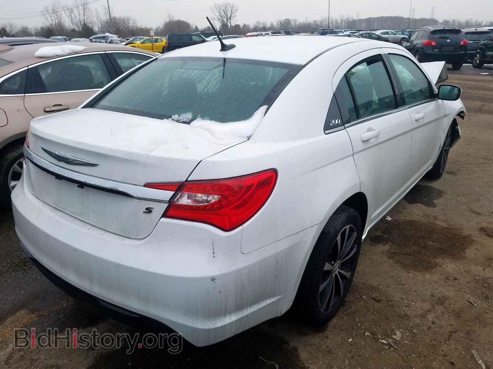 2012 CHRYSLER 200 - VIN: 1C3CCBHG0CN257513 - Фото 4