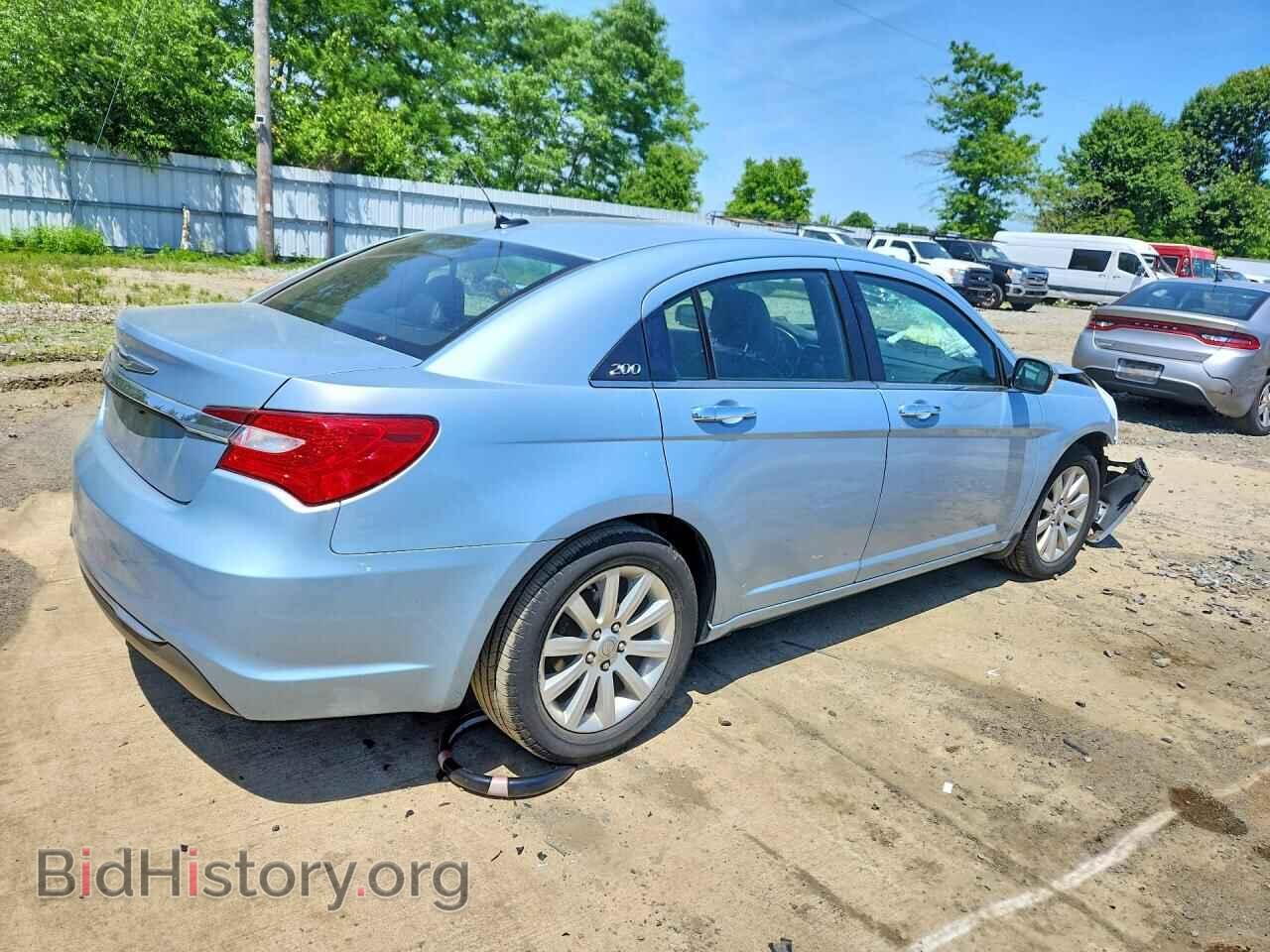 2013 CHRYSLER 200 - VIN: 1C3CCBCG1DN570661 - Фото 3