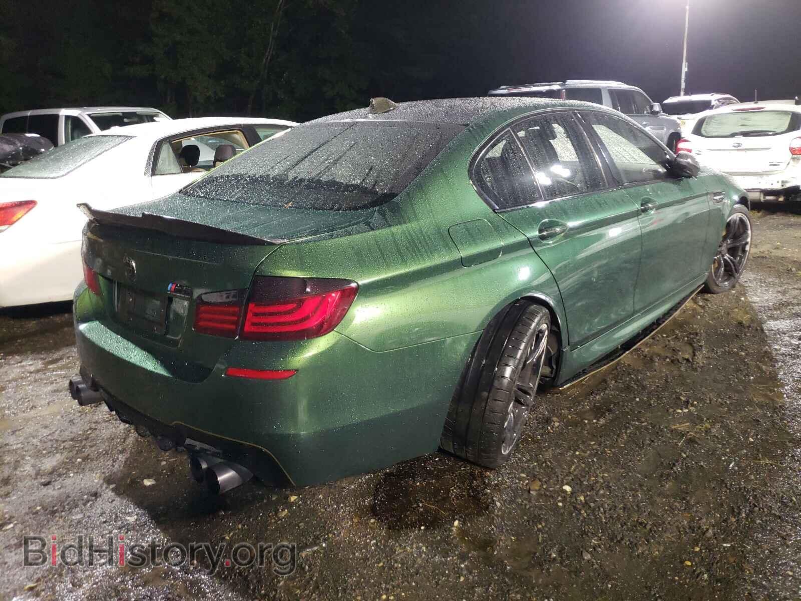 2013 BMW M5 - VIN: WBSFV9C54DC772795 - Фото 4