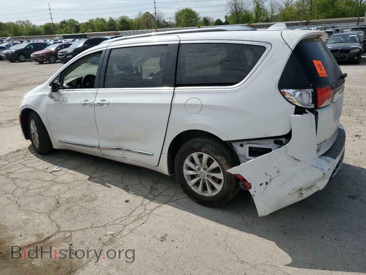 2018 CHRYSLER PACIFICA - VIN: 2C4RC1BG8JR210917 - Фото 2