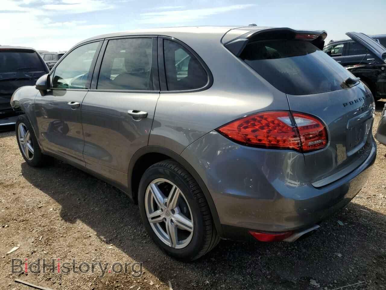2011 PORSCHE CAYENNE - VIN: WP1AA2A21BLA04765 - Photo 2