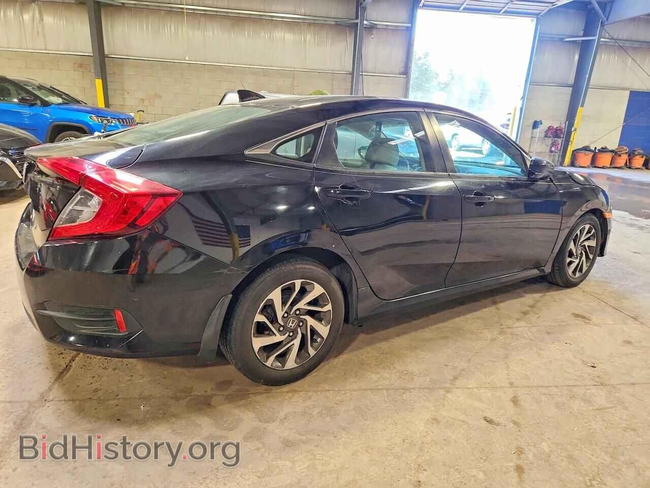 2018 HONDA CIVIC - VIN: 2HGFC2F74JH548986 - Фото 3