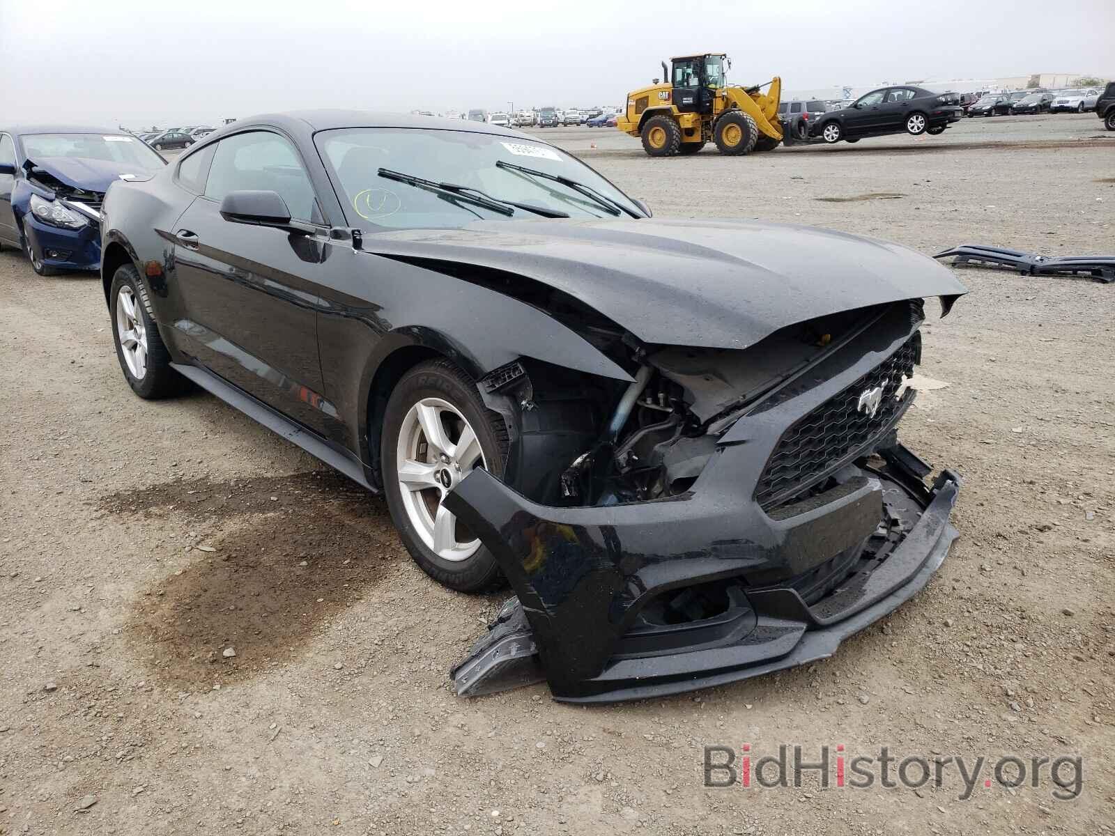 Photo 1FA6P8AM4H5266390 - FORD MUSTANG 2017