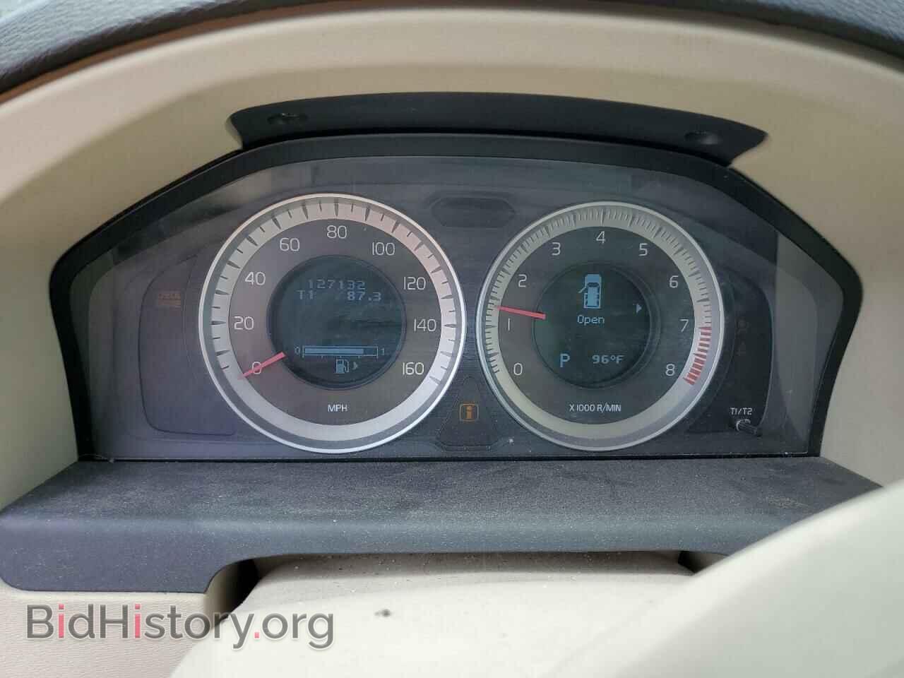 2011 VOLVO XC70 - VIN: YV4952BL8B1106623 - Фото 9