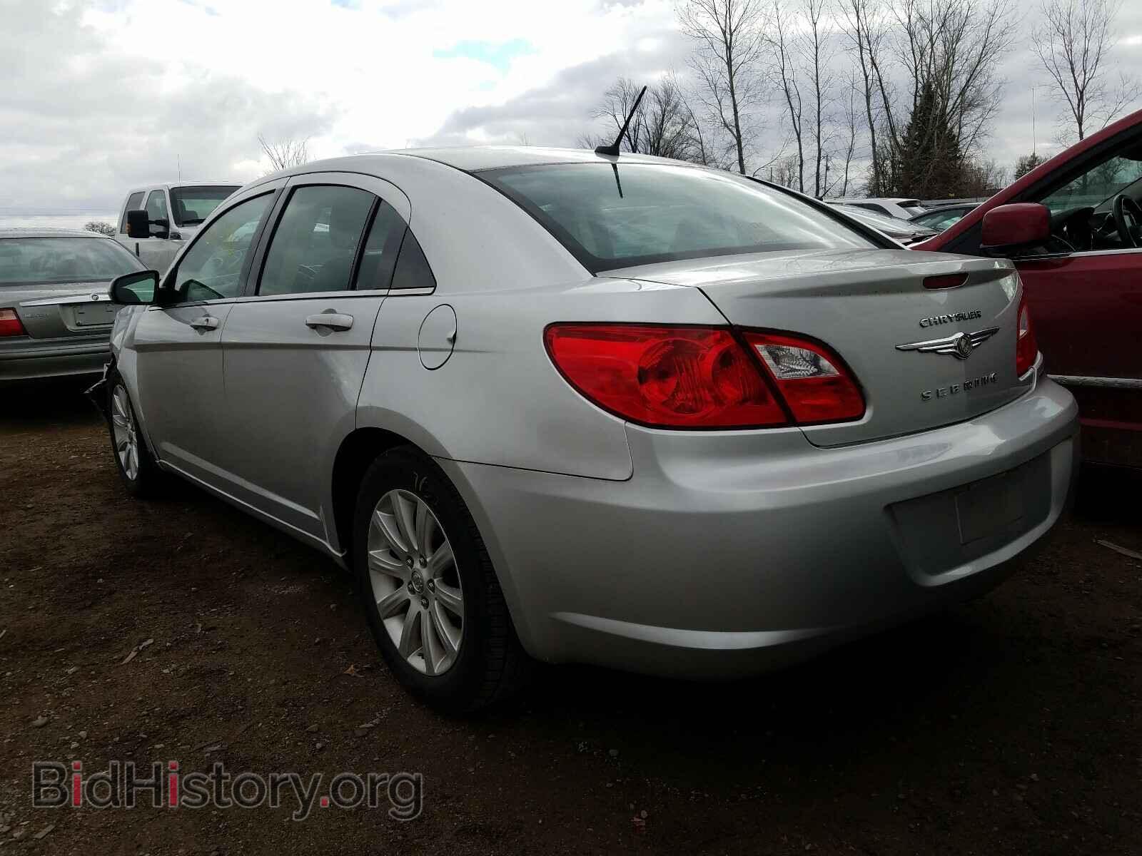 2010 CHRYSLER SEBRING - VIN: 1C3CC5FB3AN110687 - Фото 3