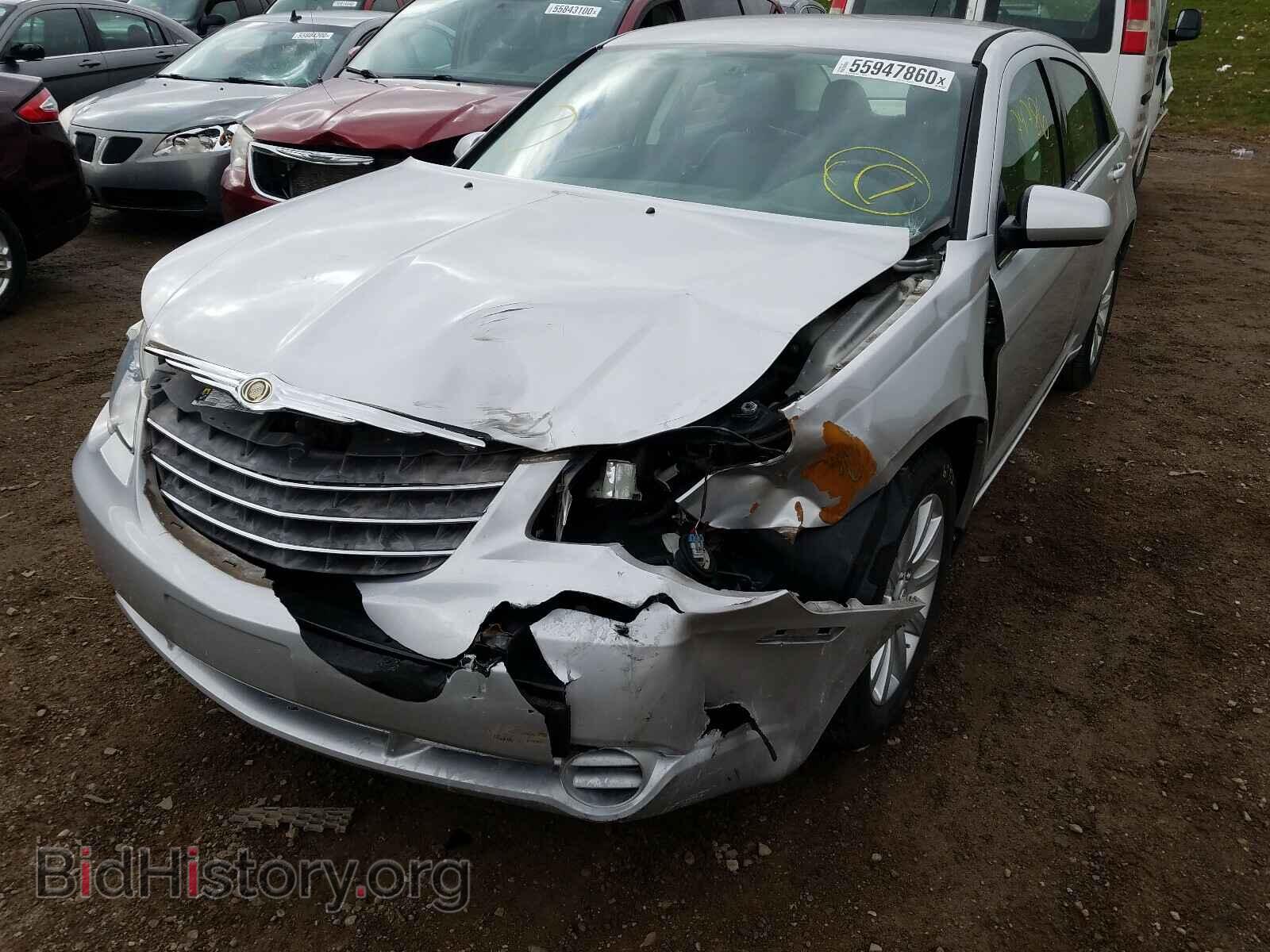 2010 CHRYSLER SEBRING - VIN: 1C3CC5FB3AN110687 - Фото 9