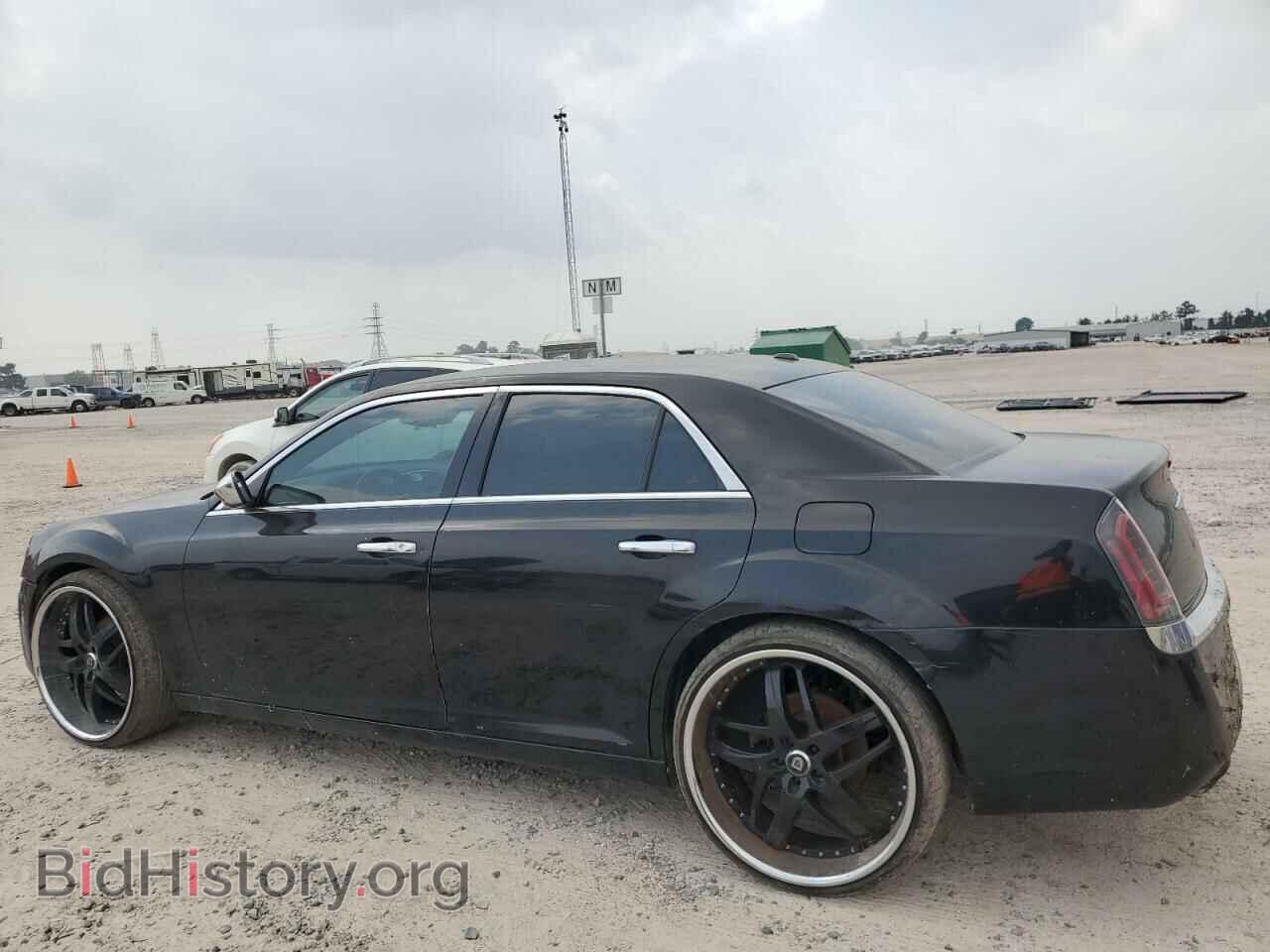 2012 CHRYSLER 300 - VIN: 2C3CCACG0CH126933 - Фото 2