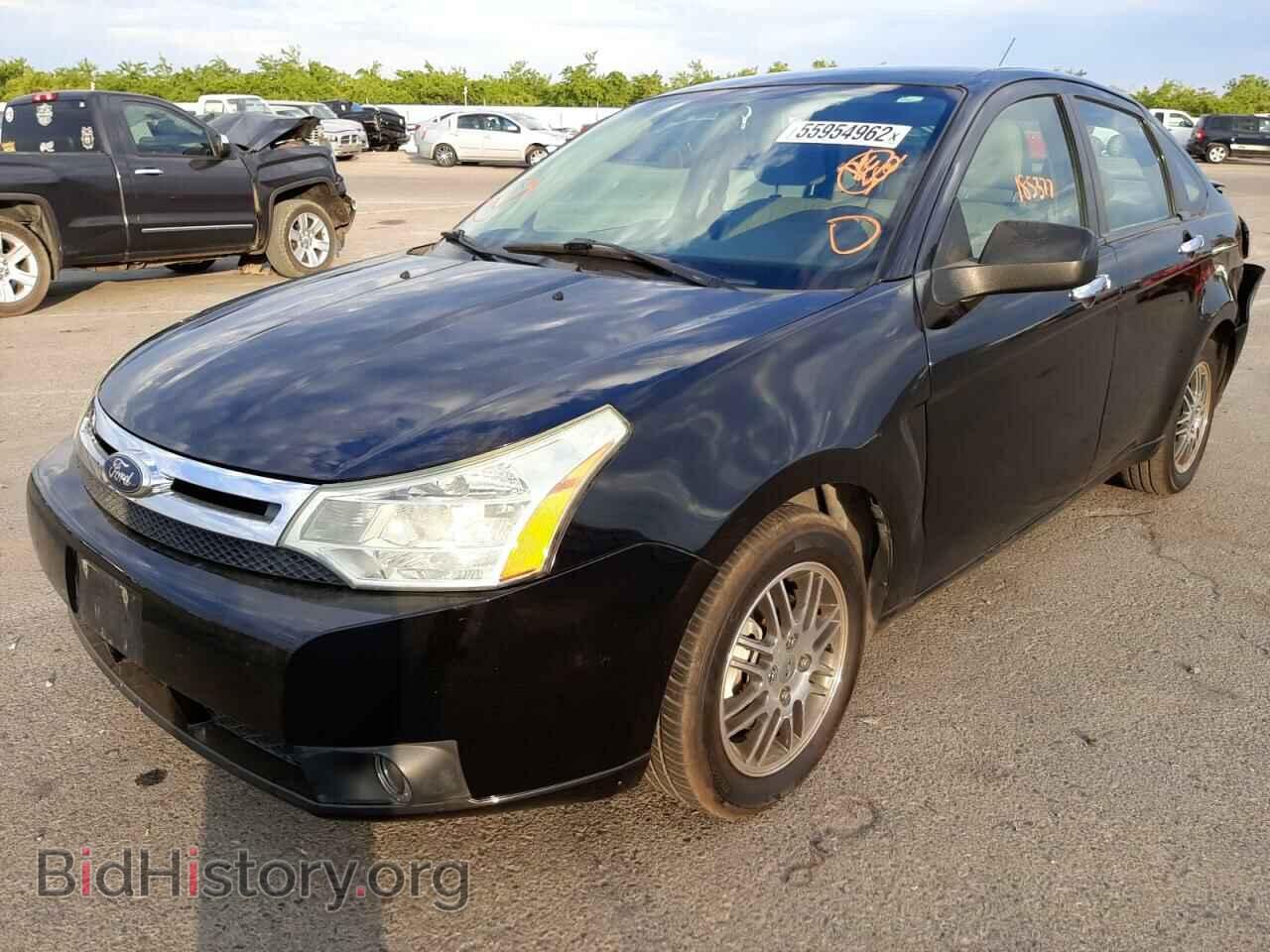 2011 FORD FOCUS - VIN: 1FAHP3FN9BW167742 - Фото 2