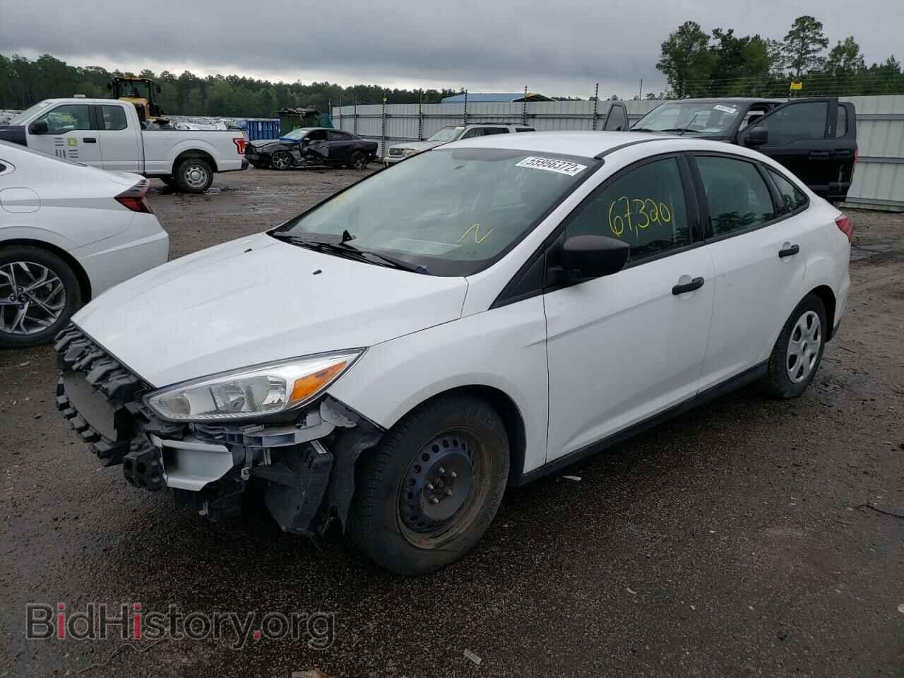 2017 FORD FOCUS - VIN: 1FADP3E2XHL262097 - Фото 2