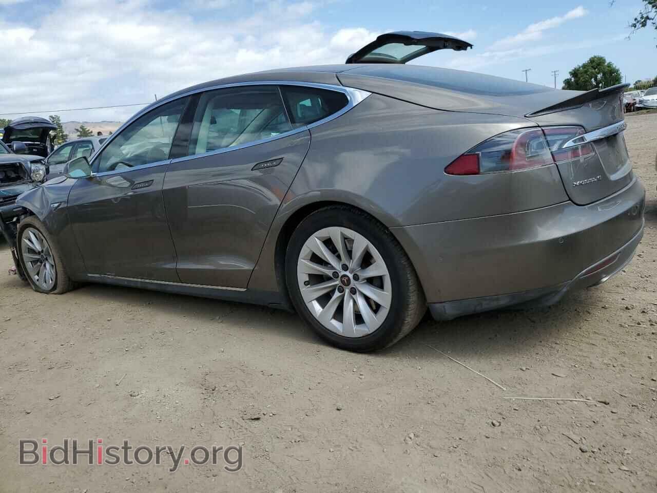 2015 TESLA MODEL S - VIN: 5YJSA1E1XFF119892 - Photo 2